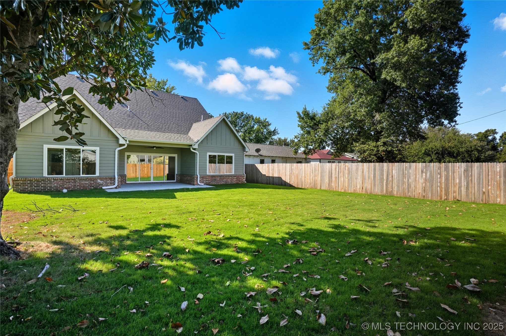 337 E 46th Street Property Photo 69