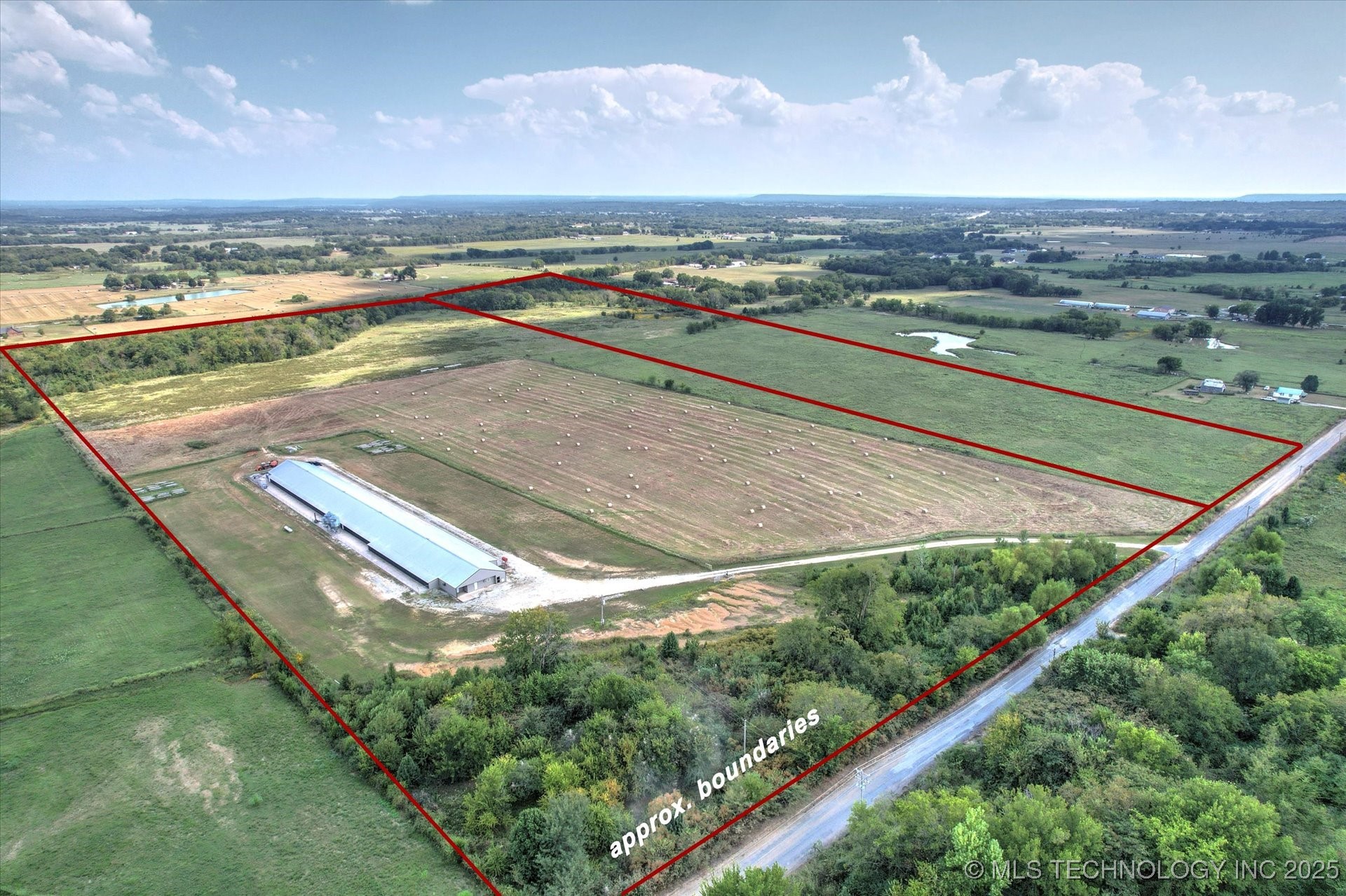 8722 S Cherokee Street Property Photo 29