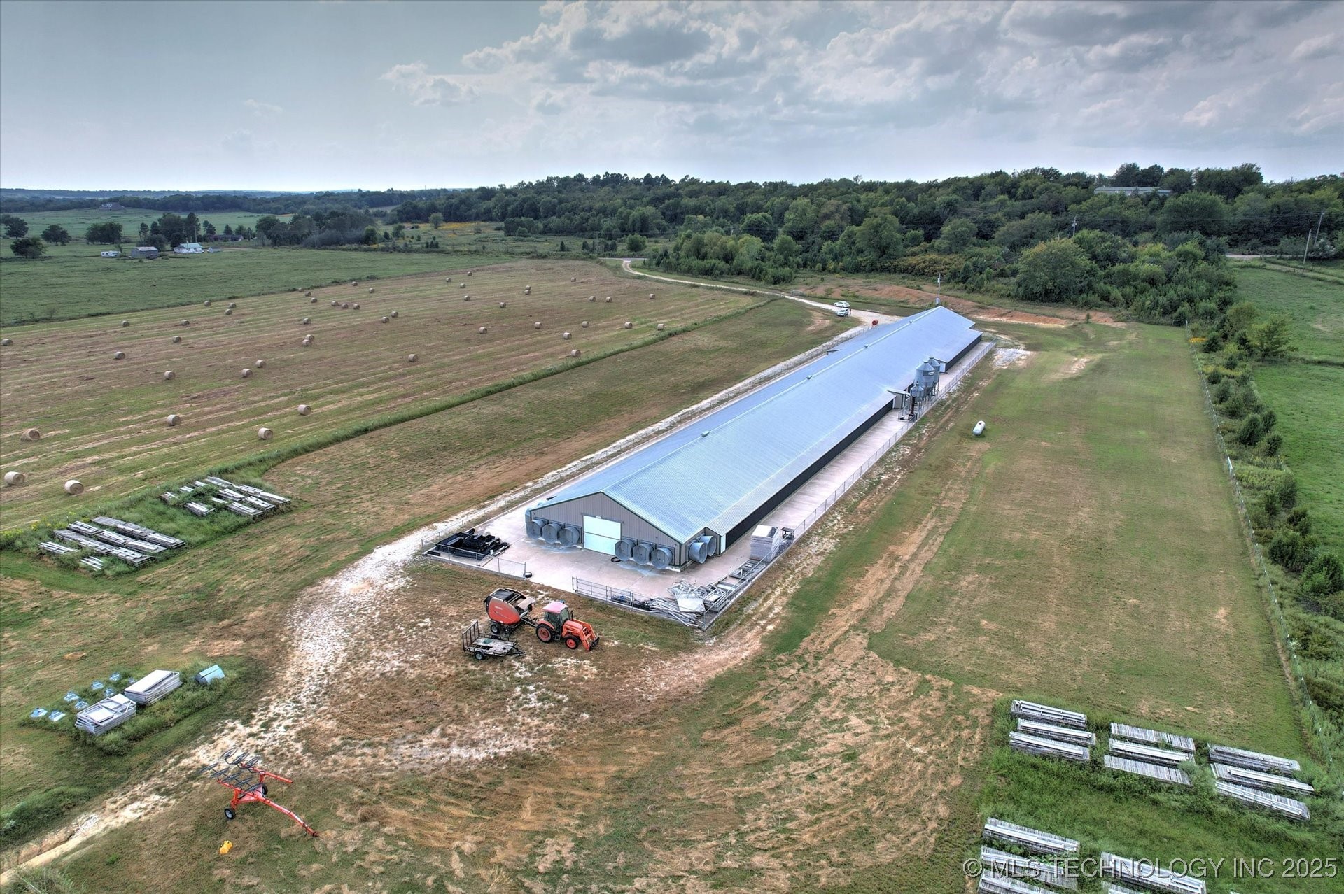 8722 S Cherokee Street Property Photo 35