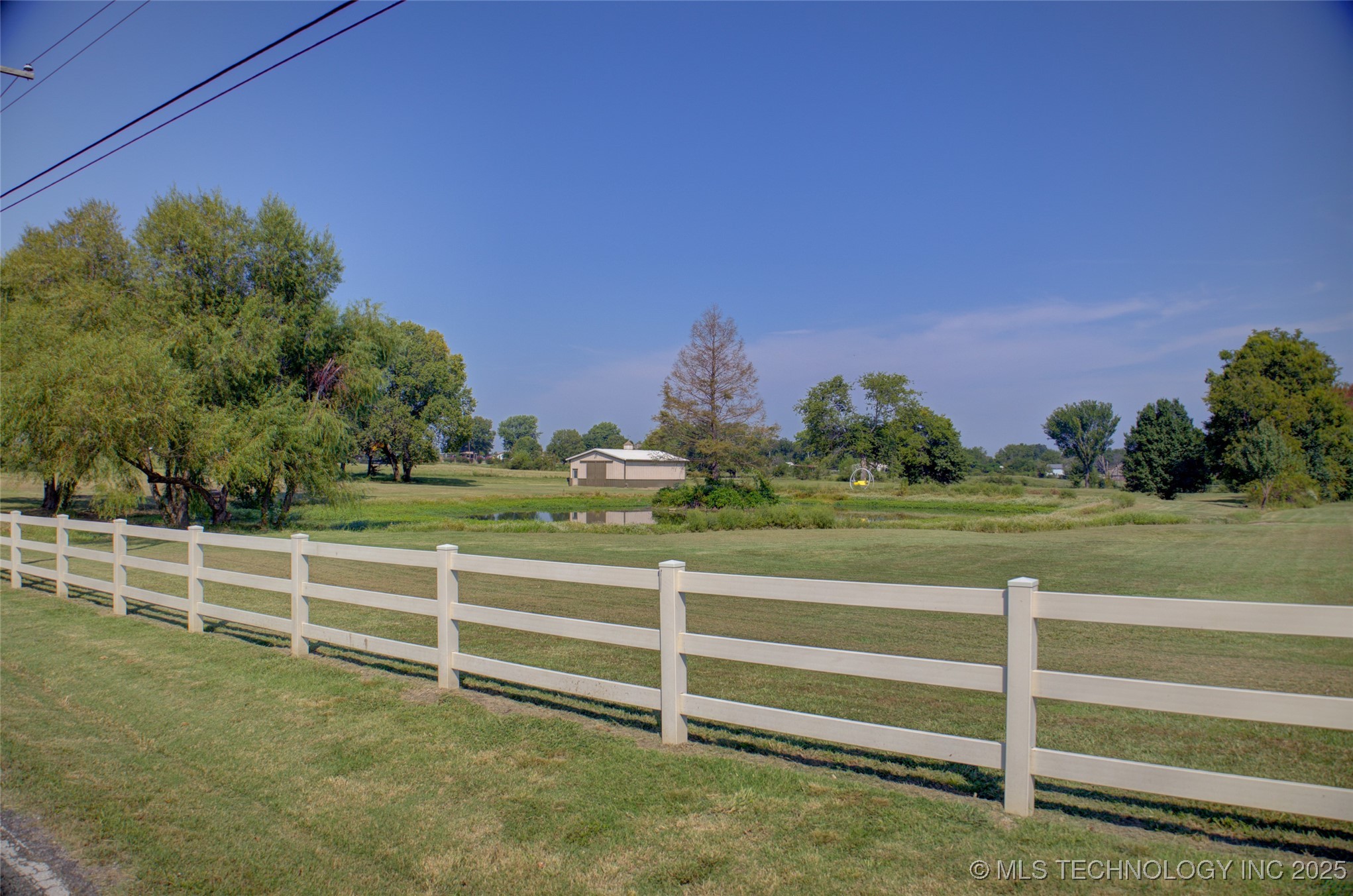 9097 E 580 Road Property Photo 16