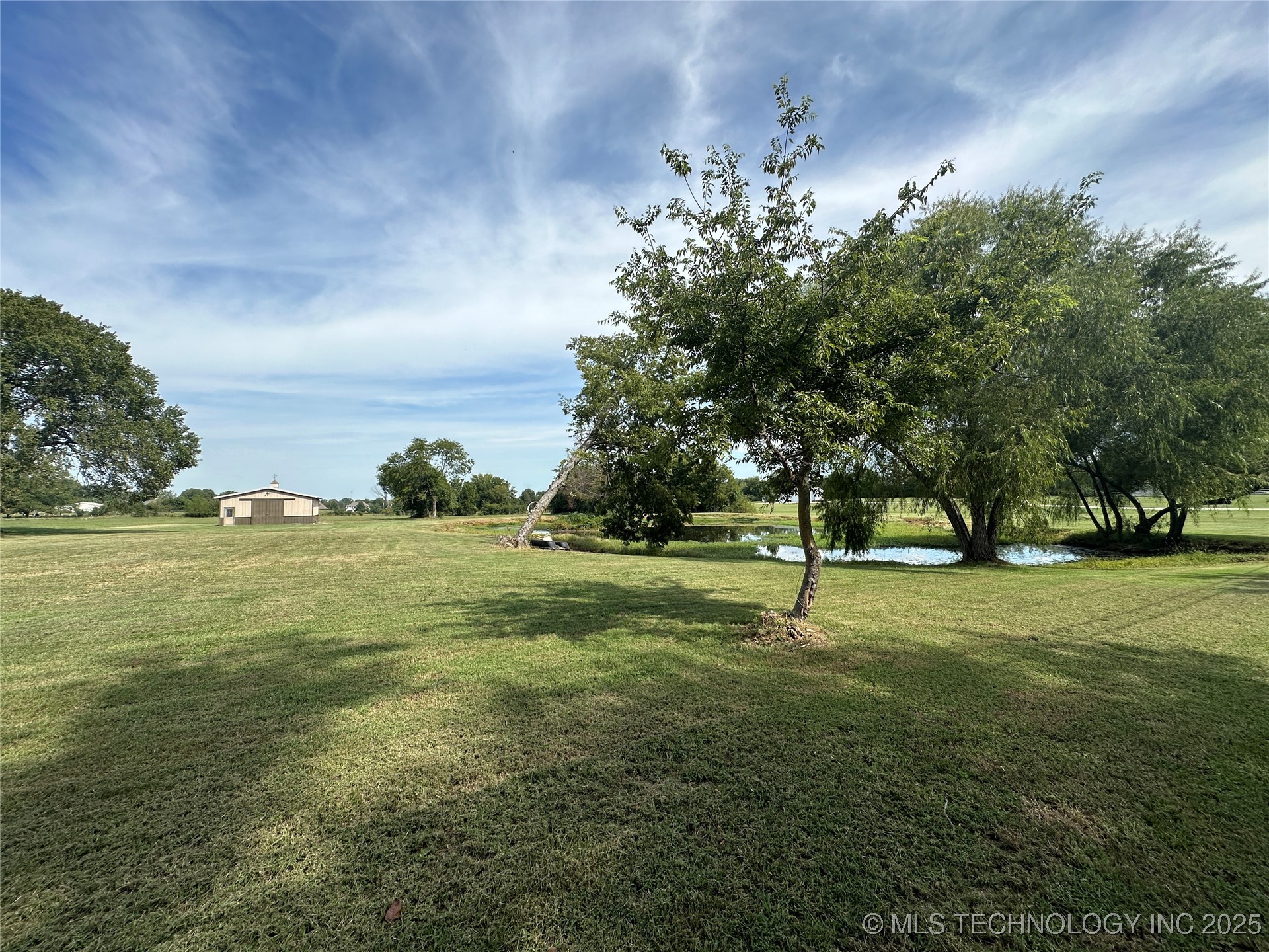 9097 E 580 Road Property Photo 32