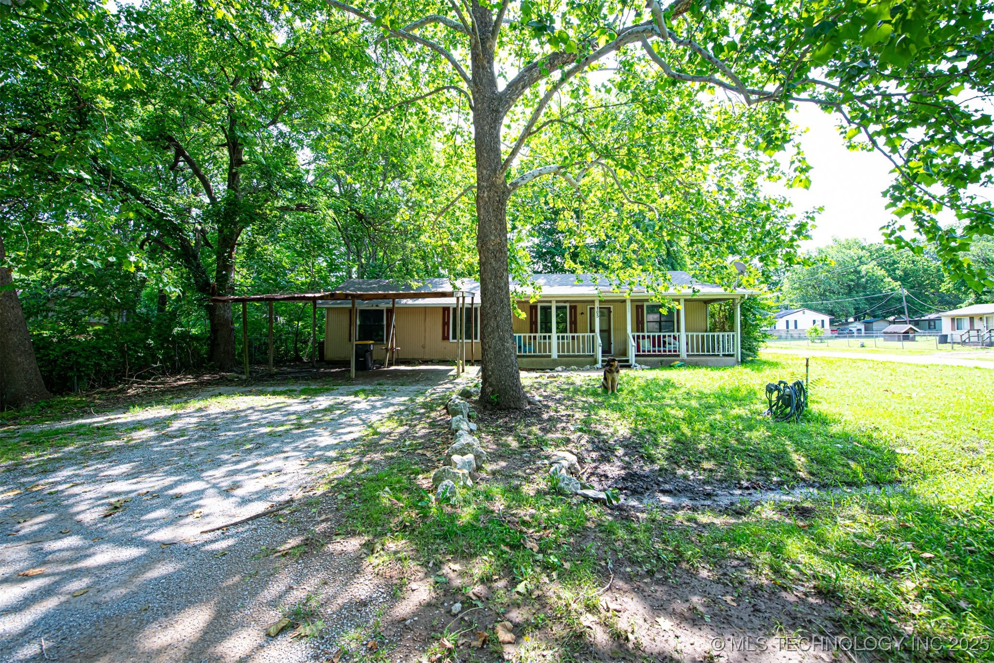 105 S Old Main Street Property Photo 2