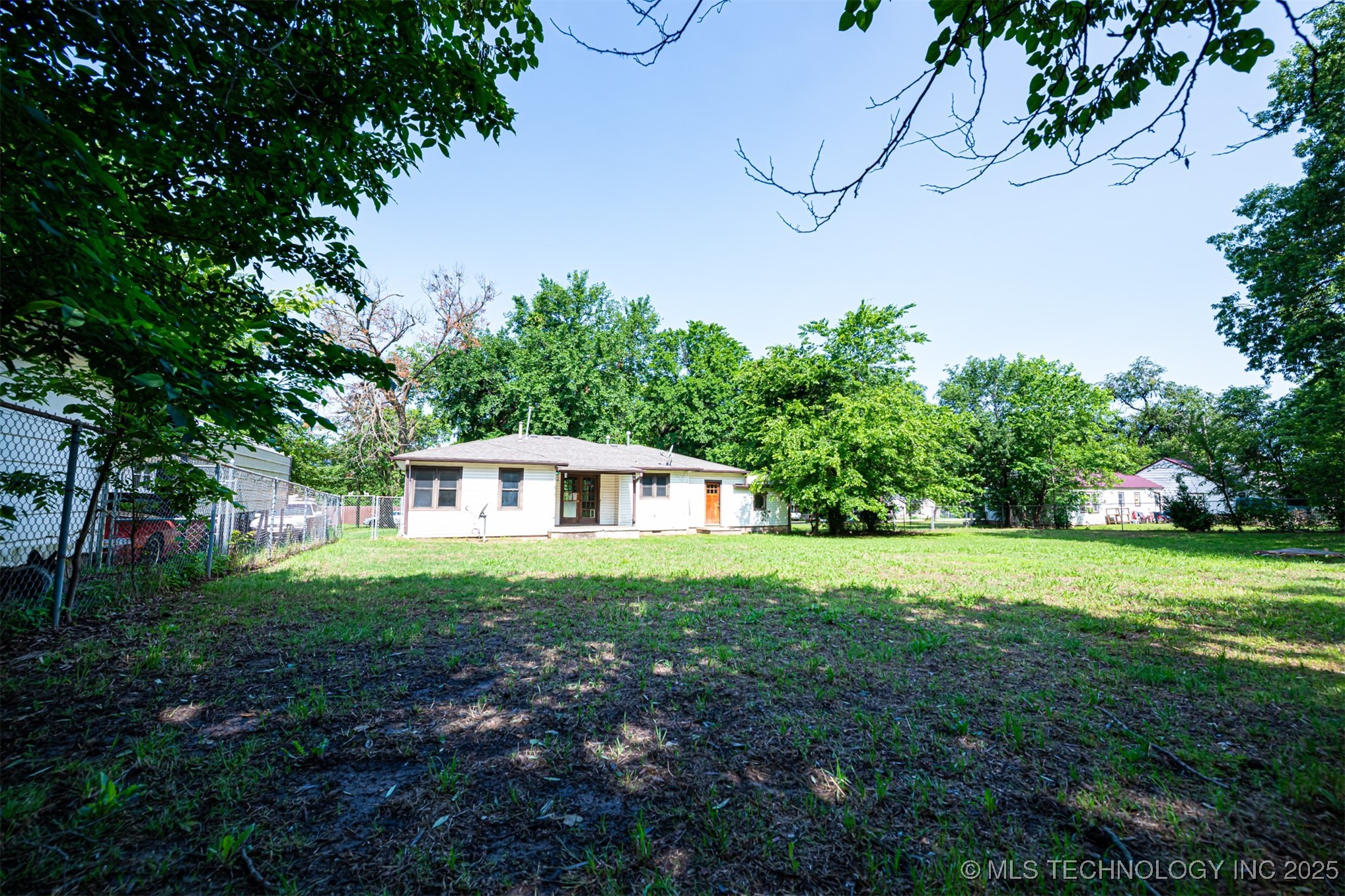 403 Delaware Avenue Property Photo 4