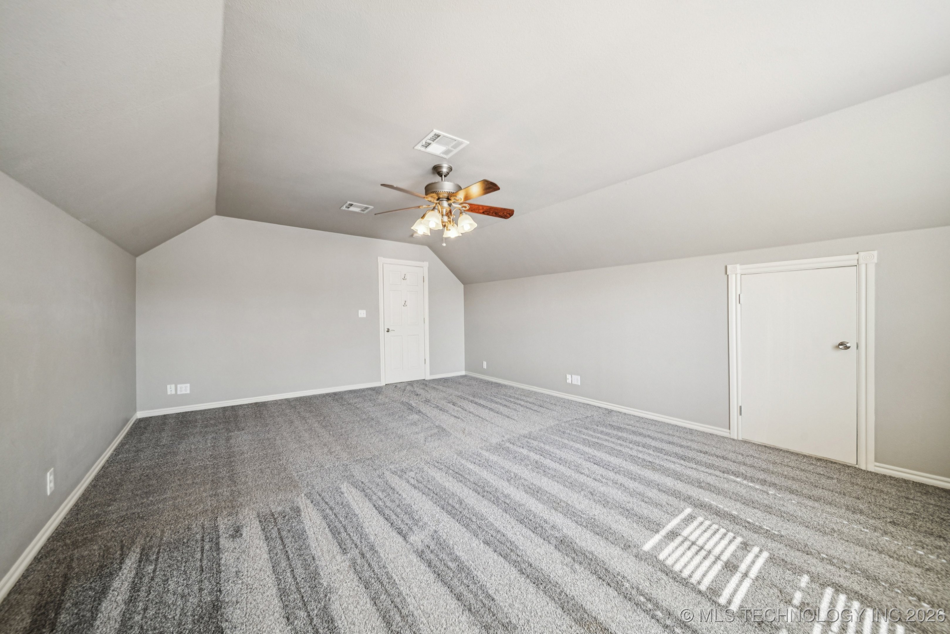 13606 S 261st East Avenue Property Photo 23