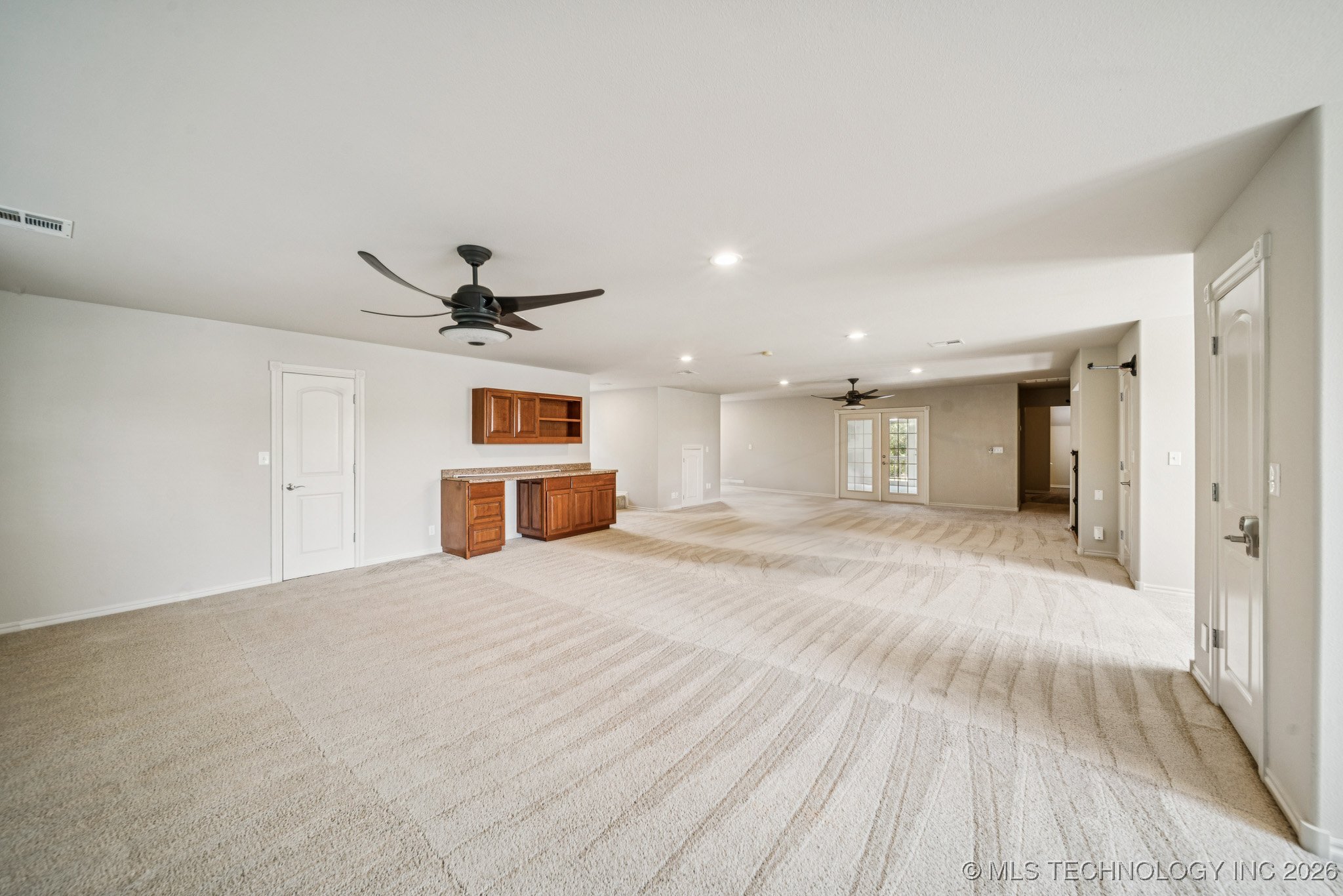 13606 S 261st East Avenue Property Photo 28