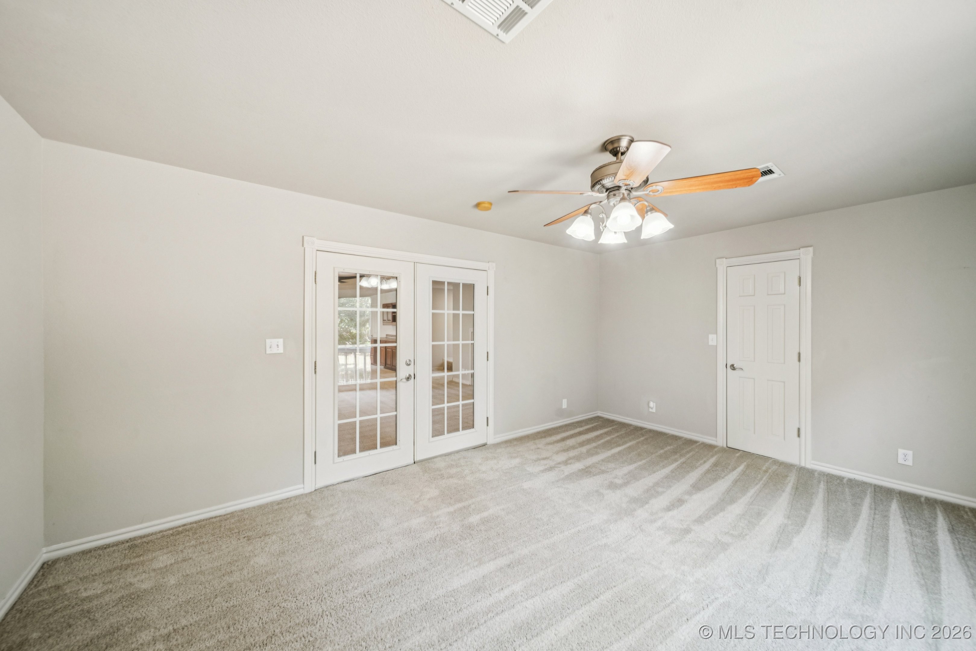 13606 S 261st East Avenue Property Photo 30