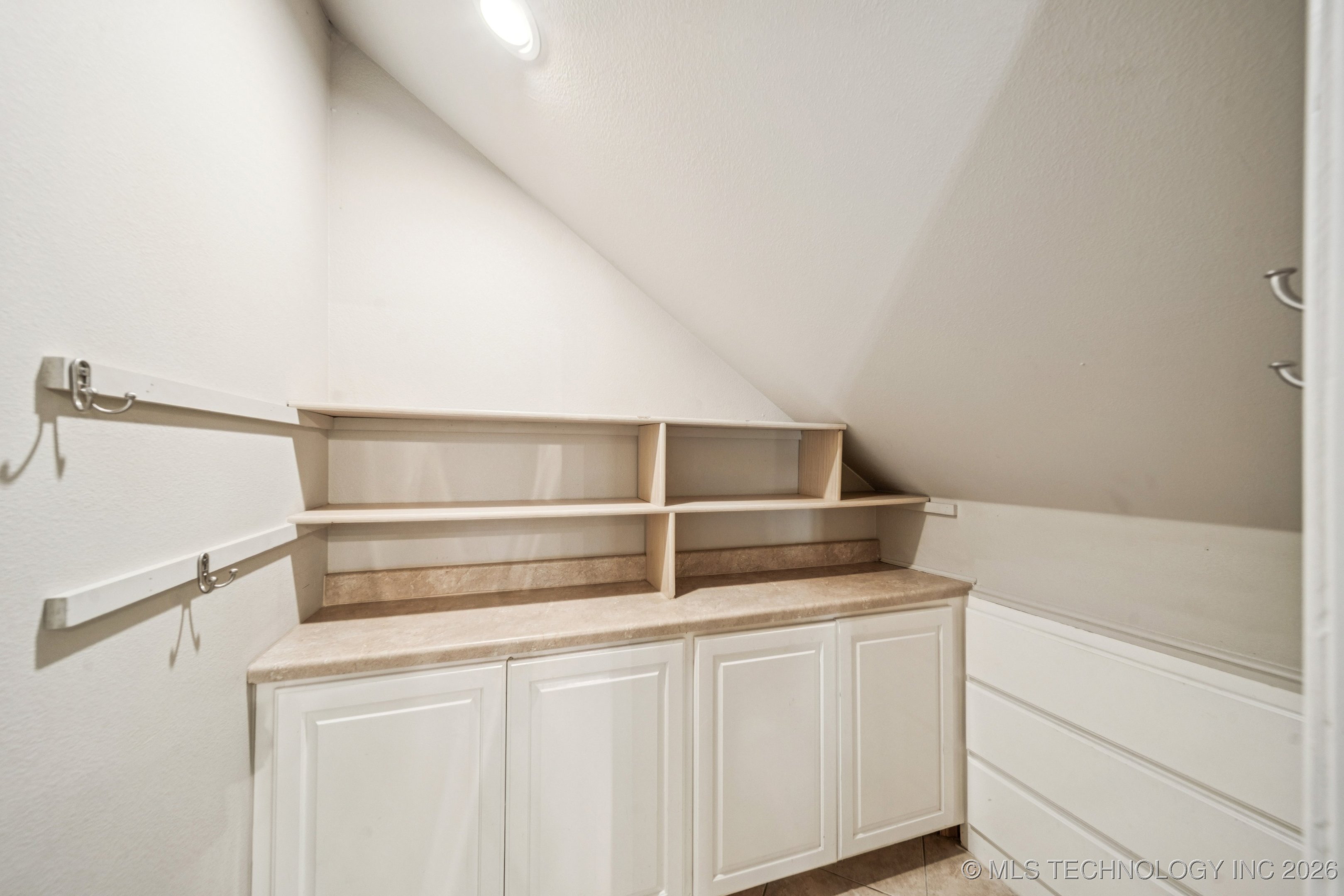 13606 S 261st East Avenue Property Photo 32