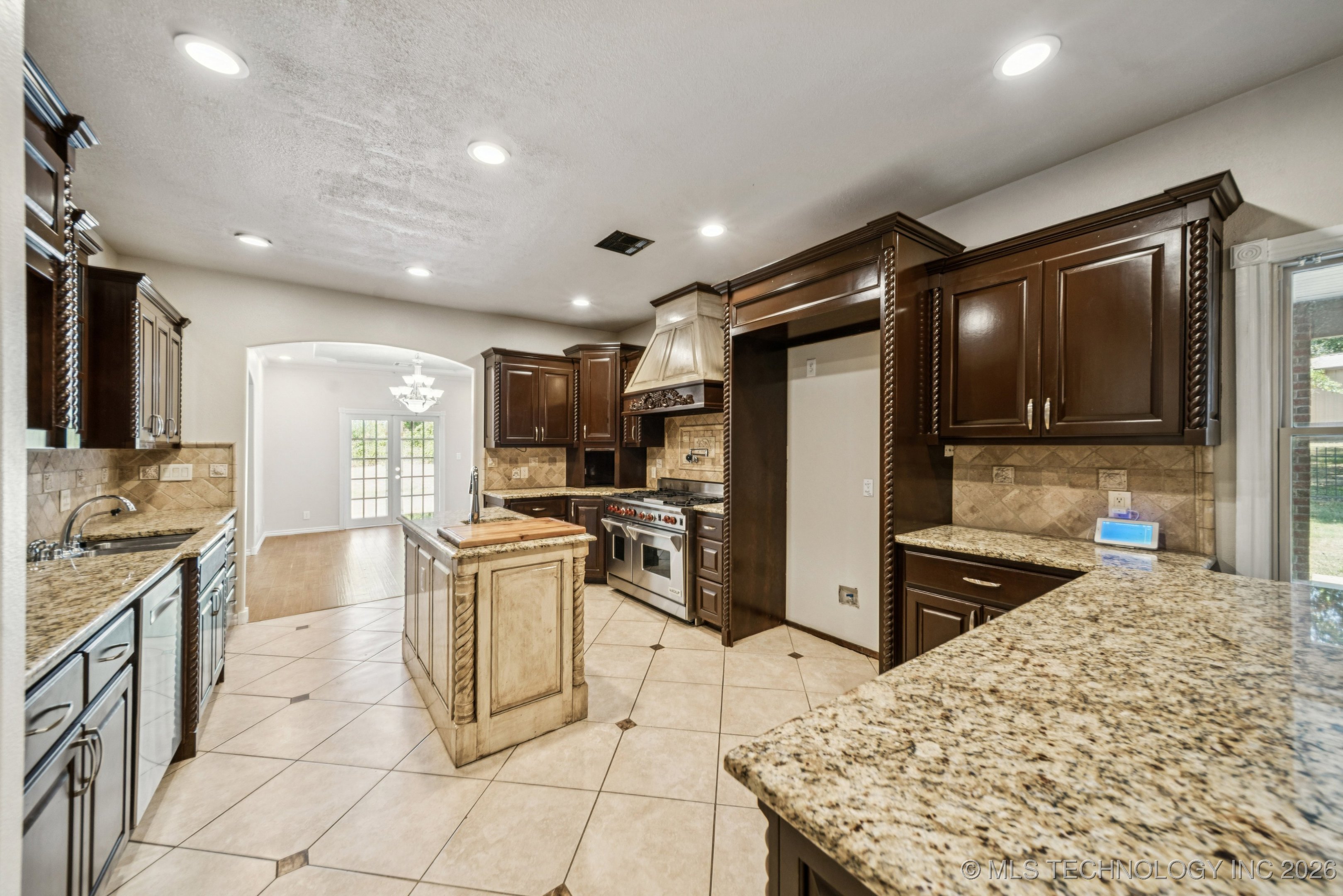 13606 S 261st East Avenue Property Photo 33