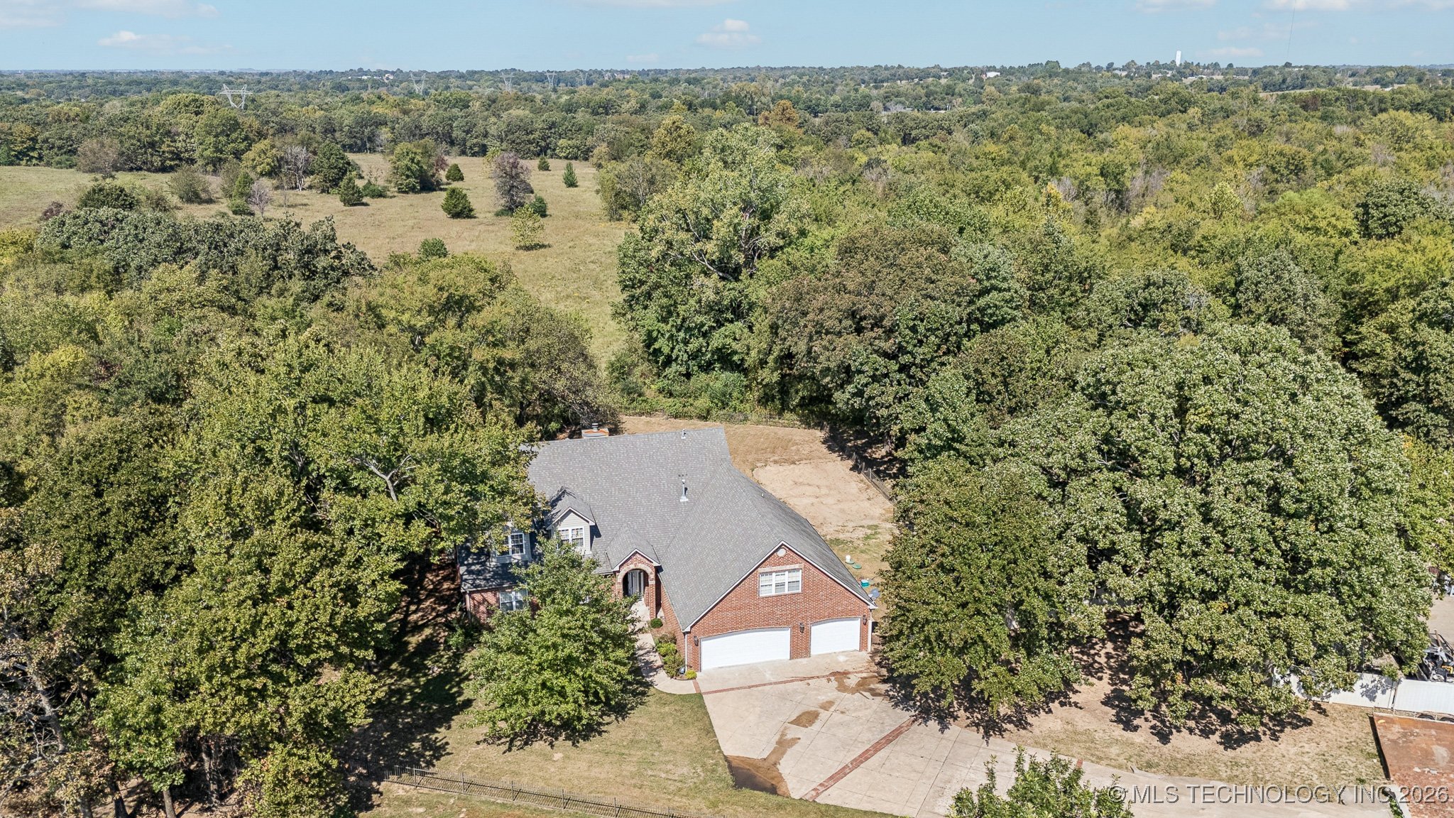 13606 S 261st East Avenue Property Photo 44