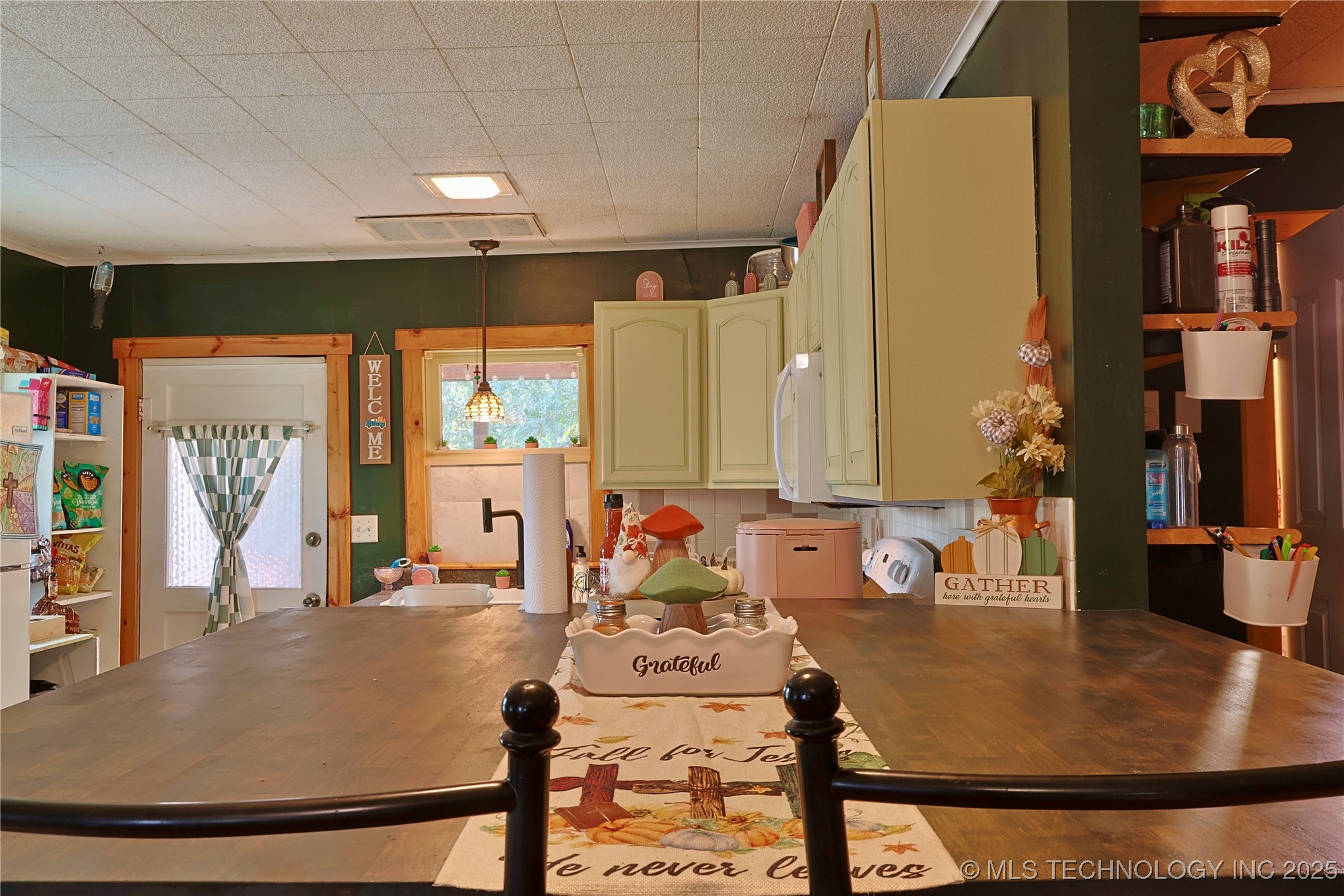 108 Patricia Property Photo 13