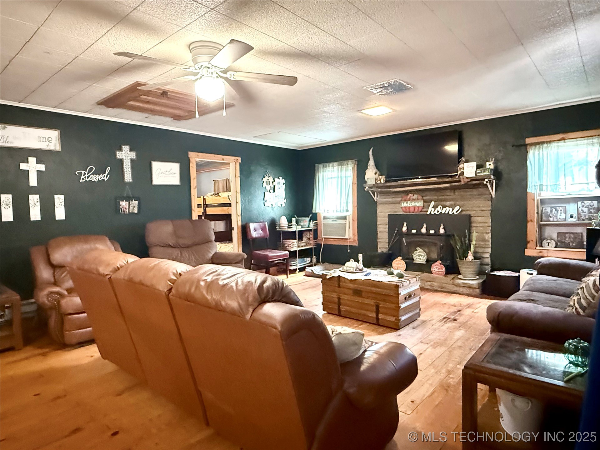 108 Patricia Property Photo 18