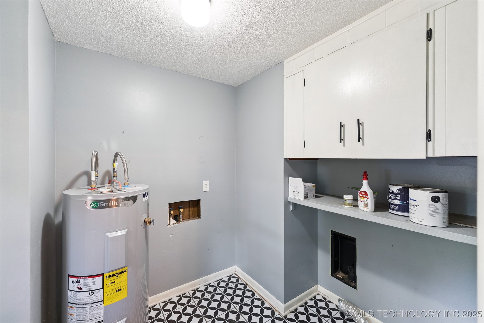 1425 Wood Street Property Photo 11