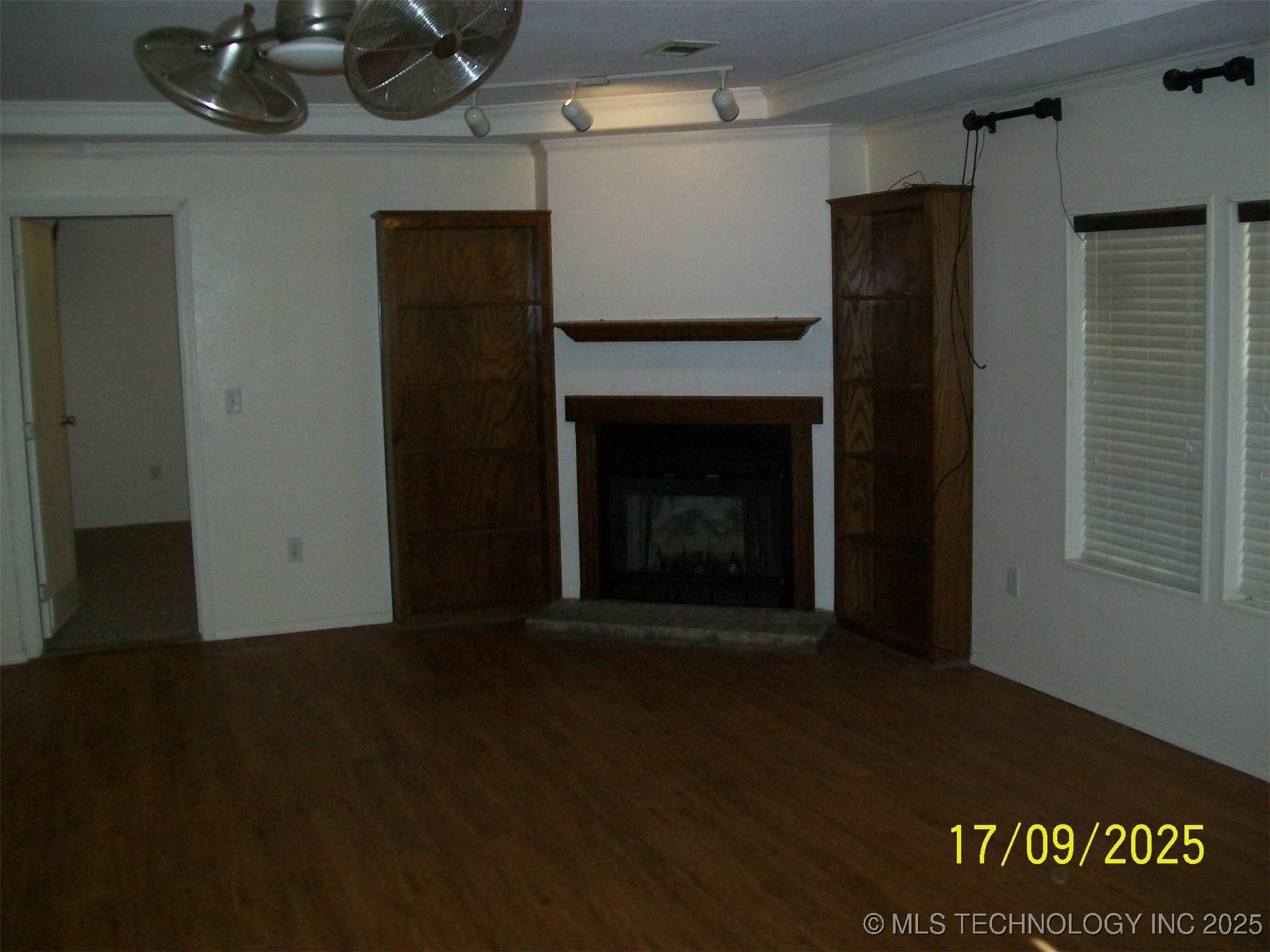 6026 S Appaloosa Property Photo 2