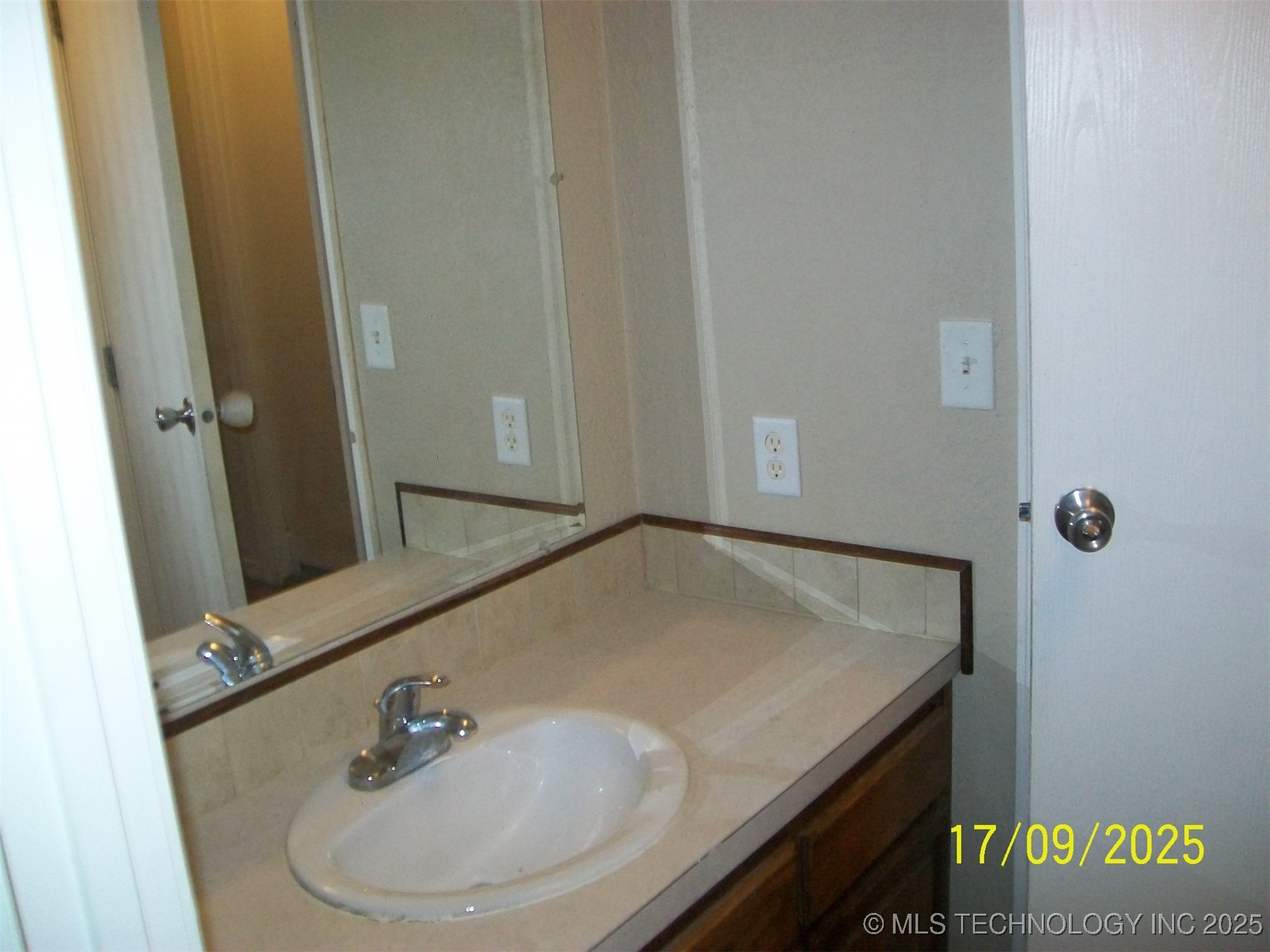 6026 S Appaloosa Property Photo 15