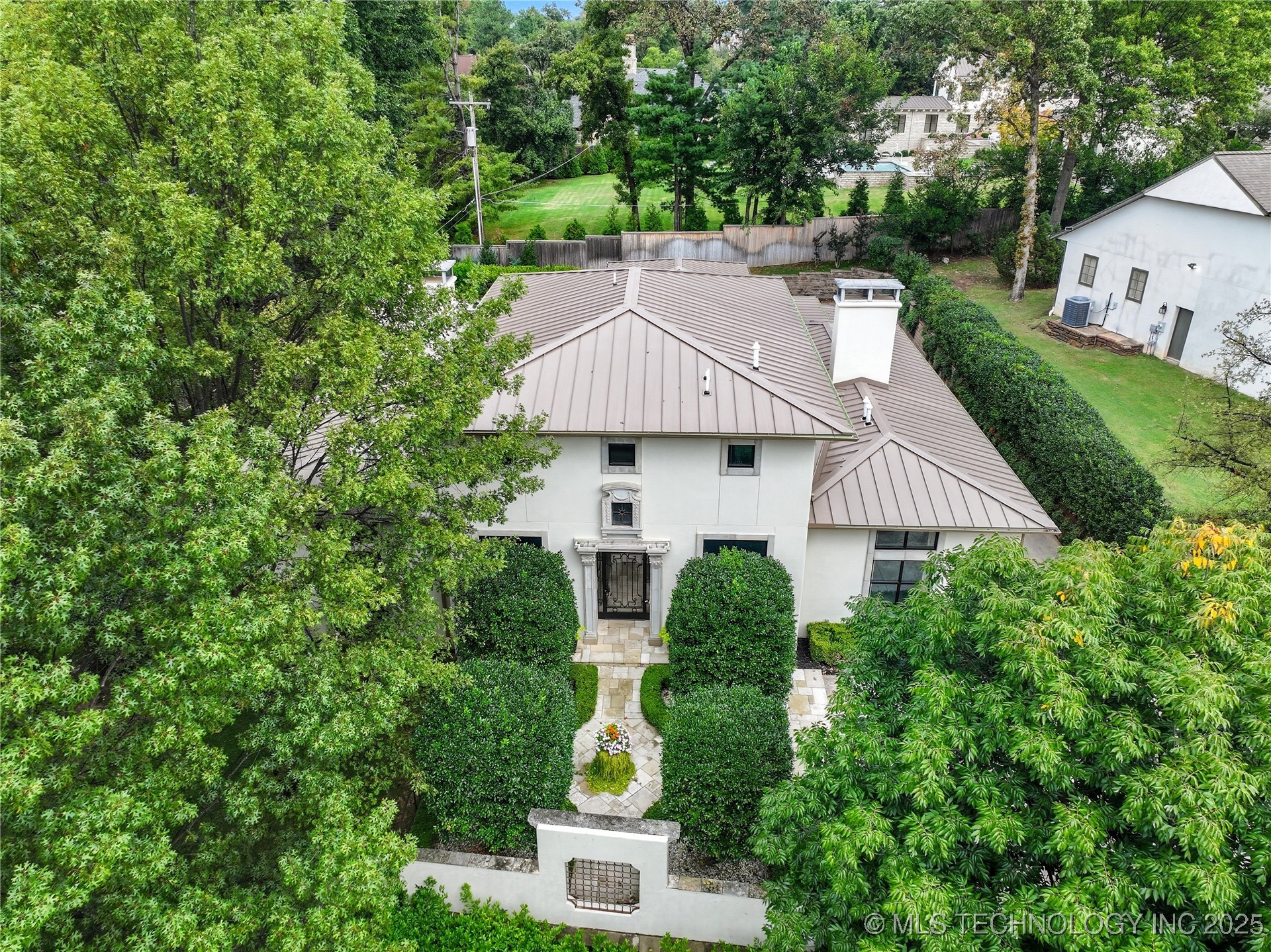 3456 S Atlanta Place Property Photo 1