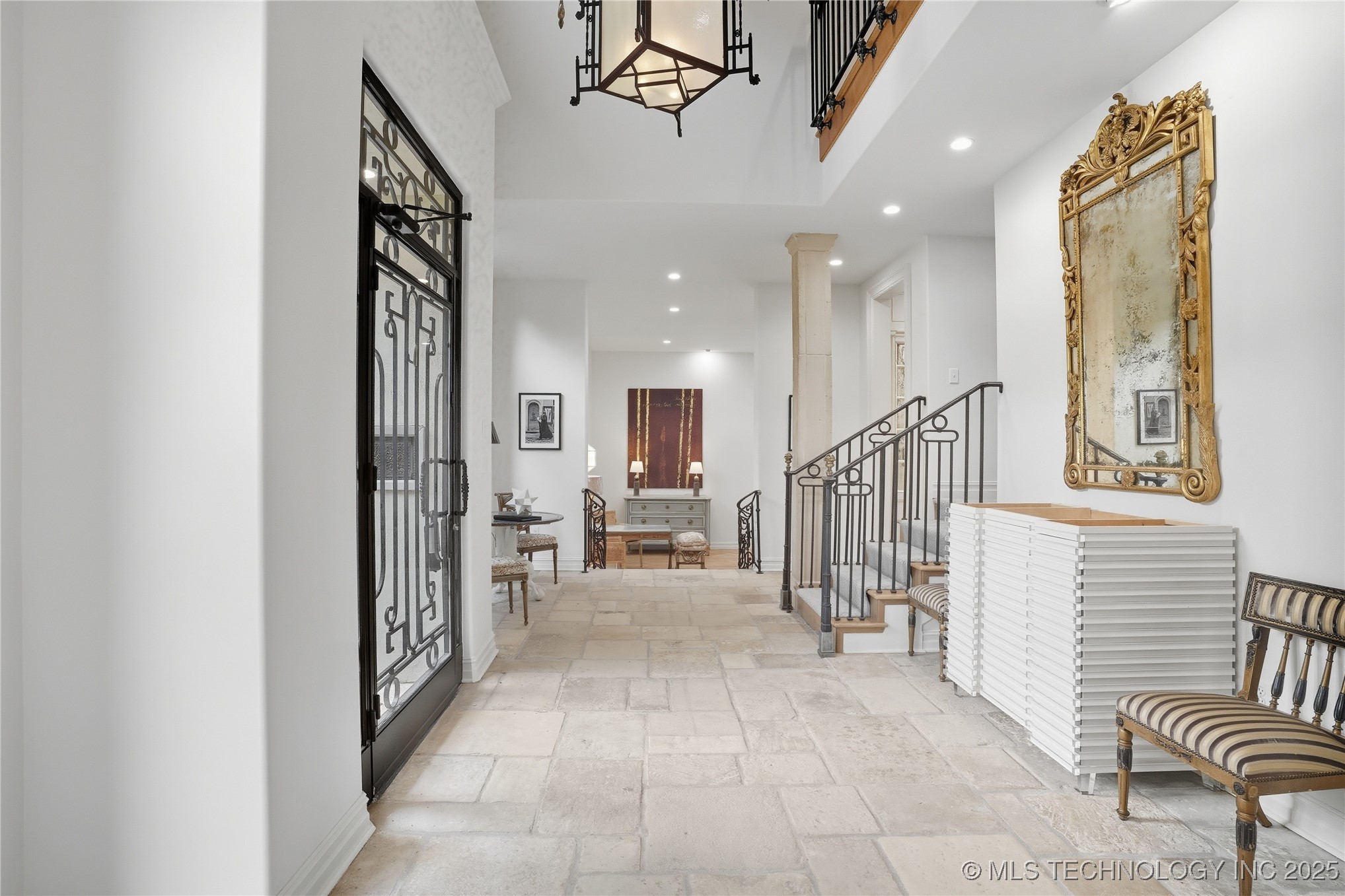 3456 S Atlanta Place Property Photo 5