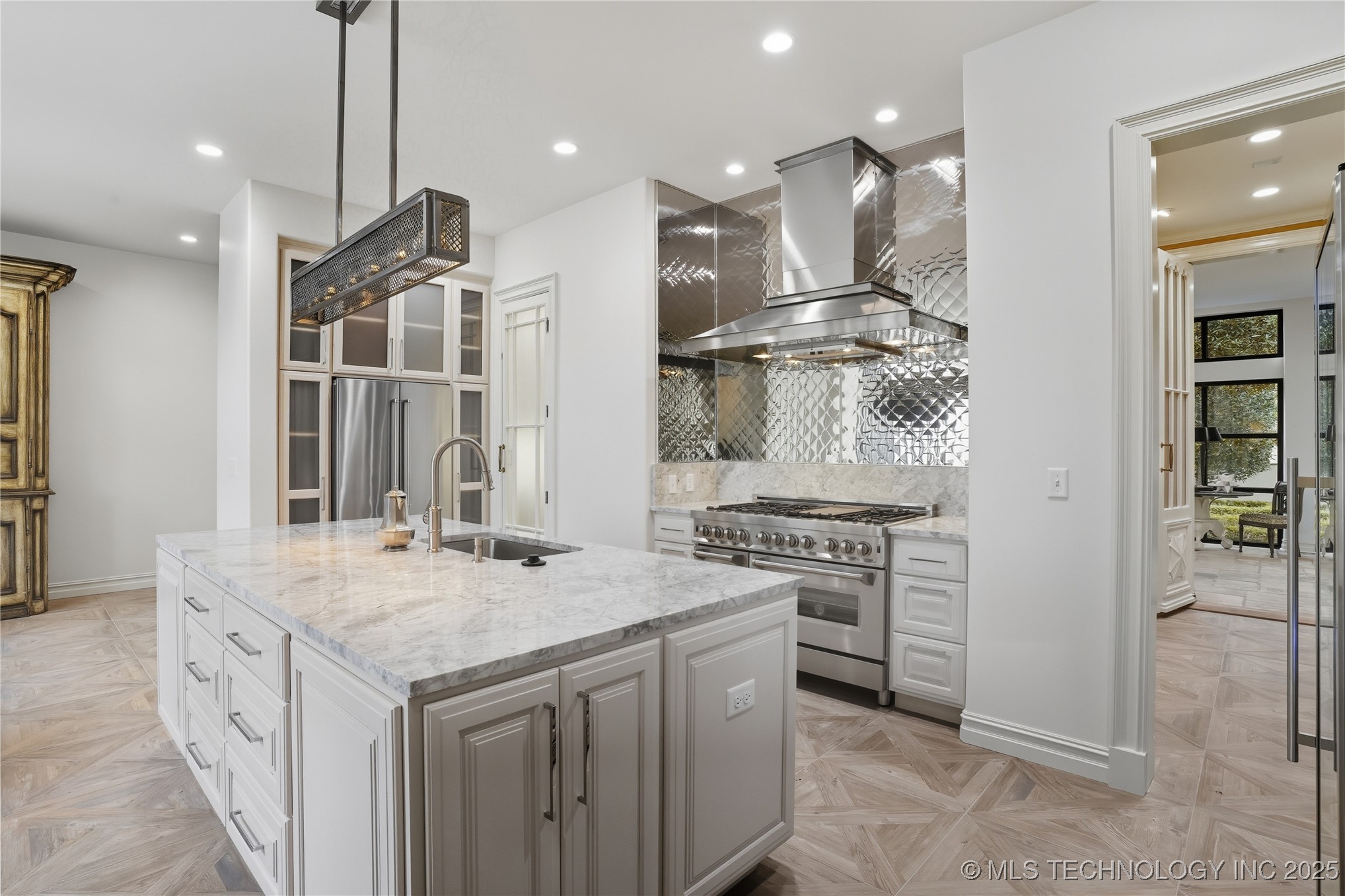 3456 S Atlanta Place Property Photo 15