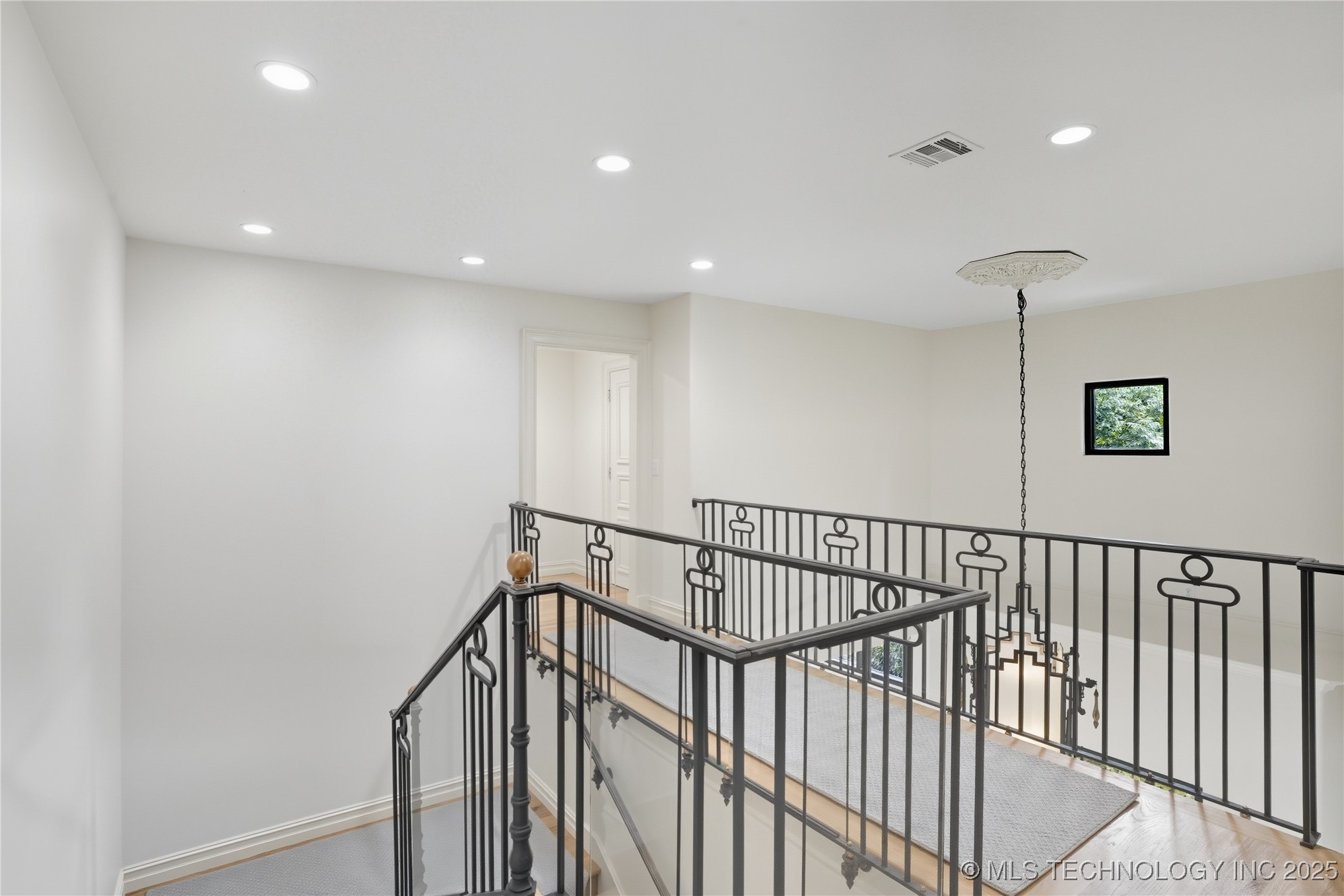 3456 S Atlanta Place Property Photo 34