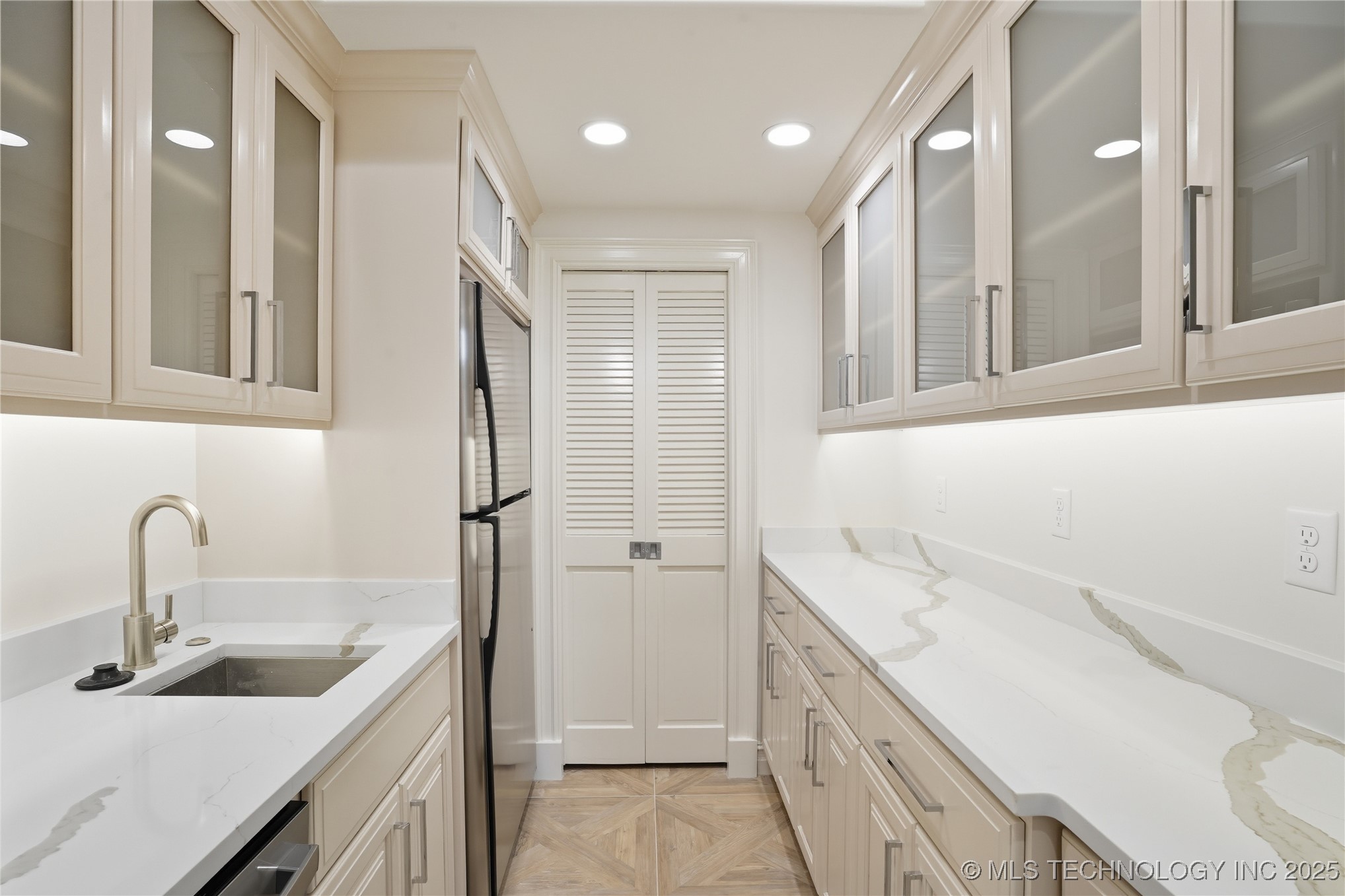 3456 S Atlanta Place Property Photo 40