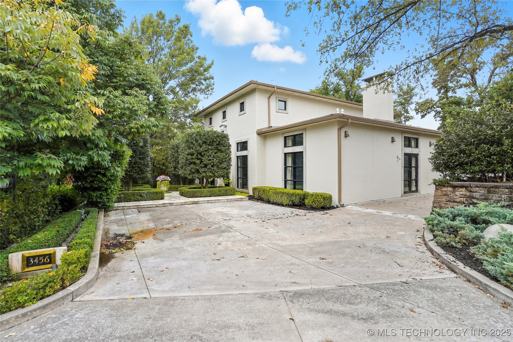 3456 S Atlanta Place Property Photo 50