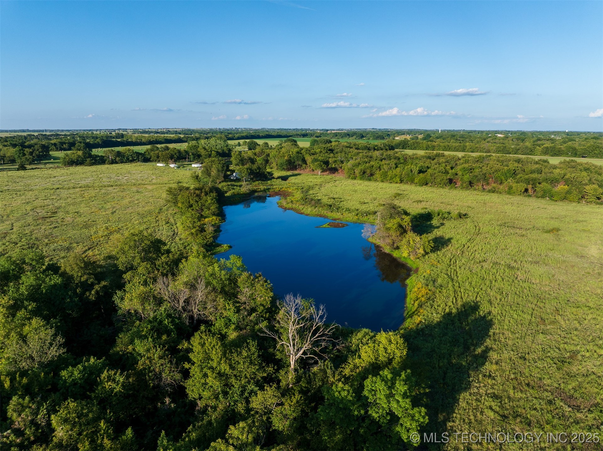 83 E 1010 Property Photo 33