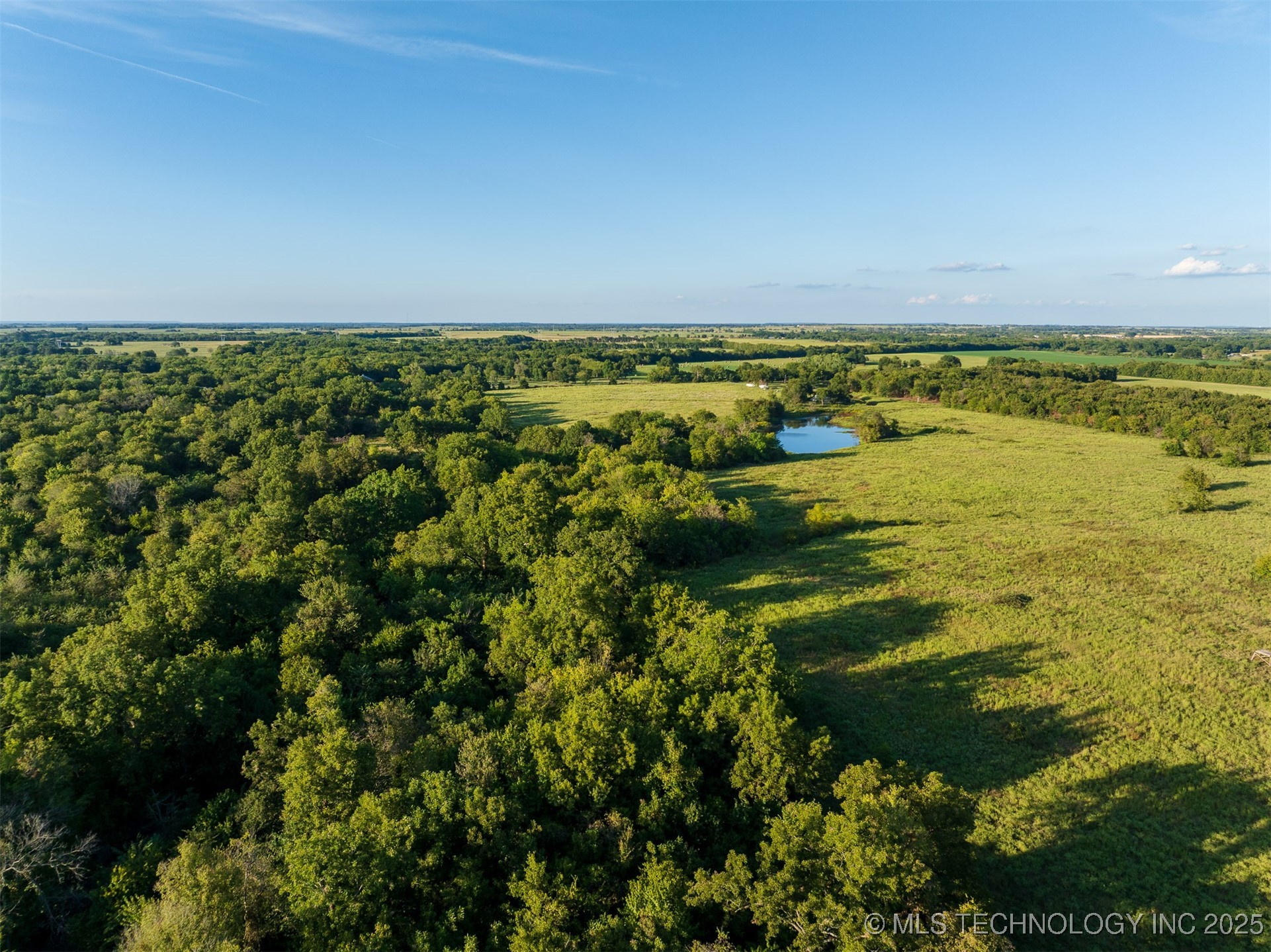 83 E 1010 Property Photo 45