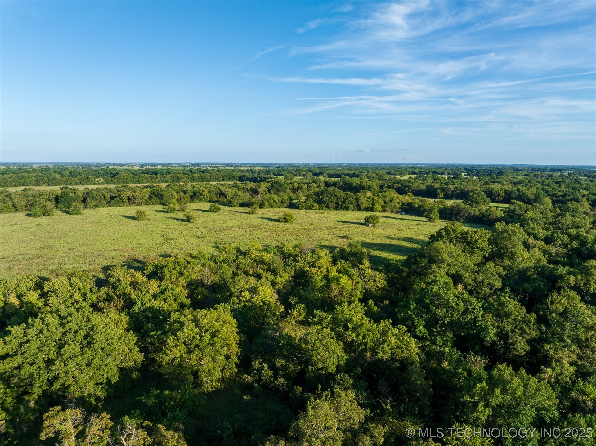 83 E 1010 Property Photo 49