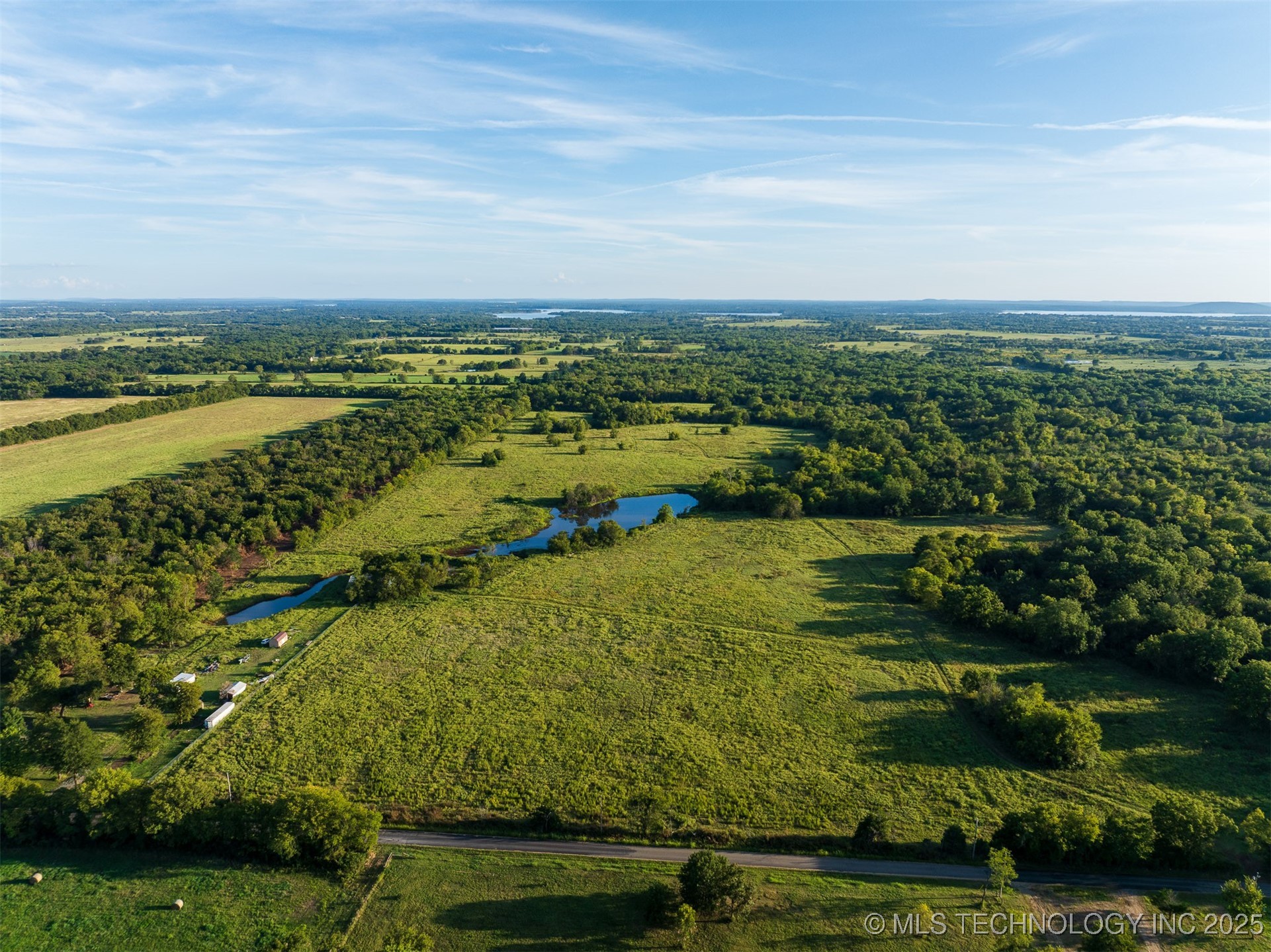 83 E 1010 Property Photo 50