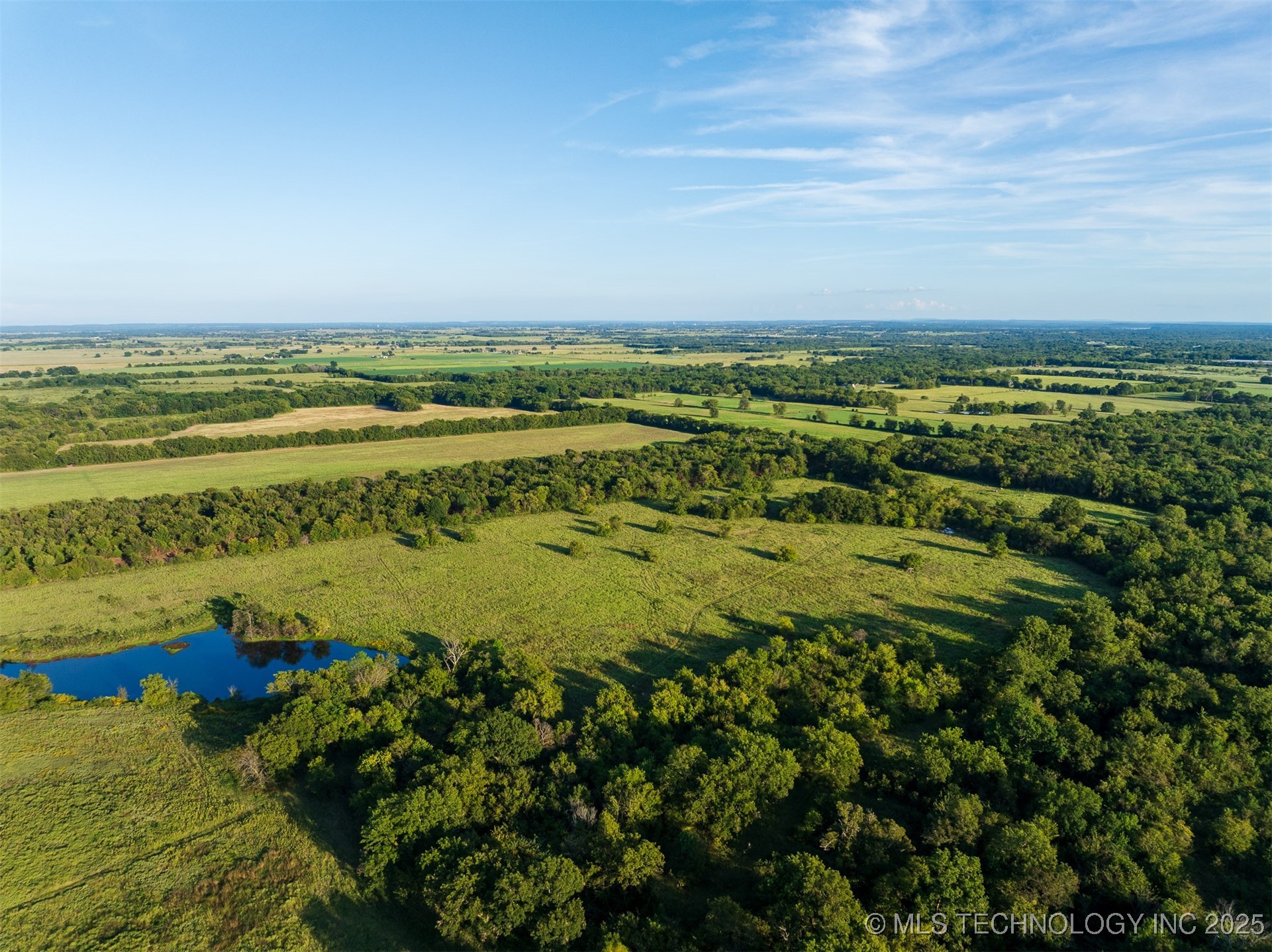 83 E 1010 Property Photo 53