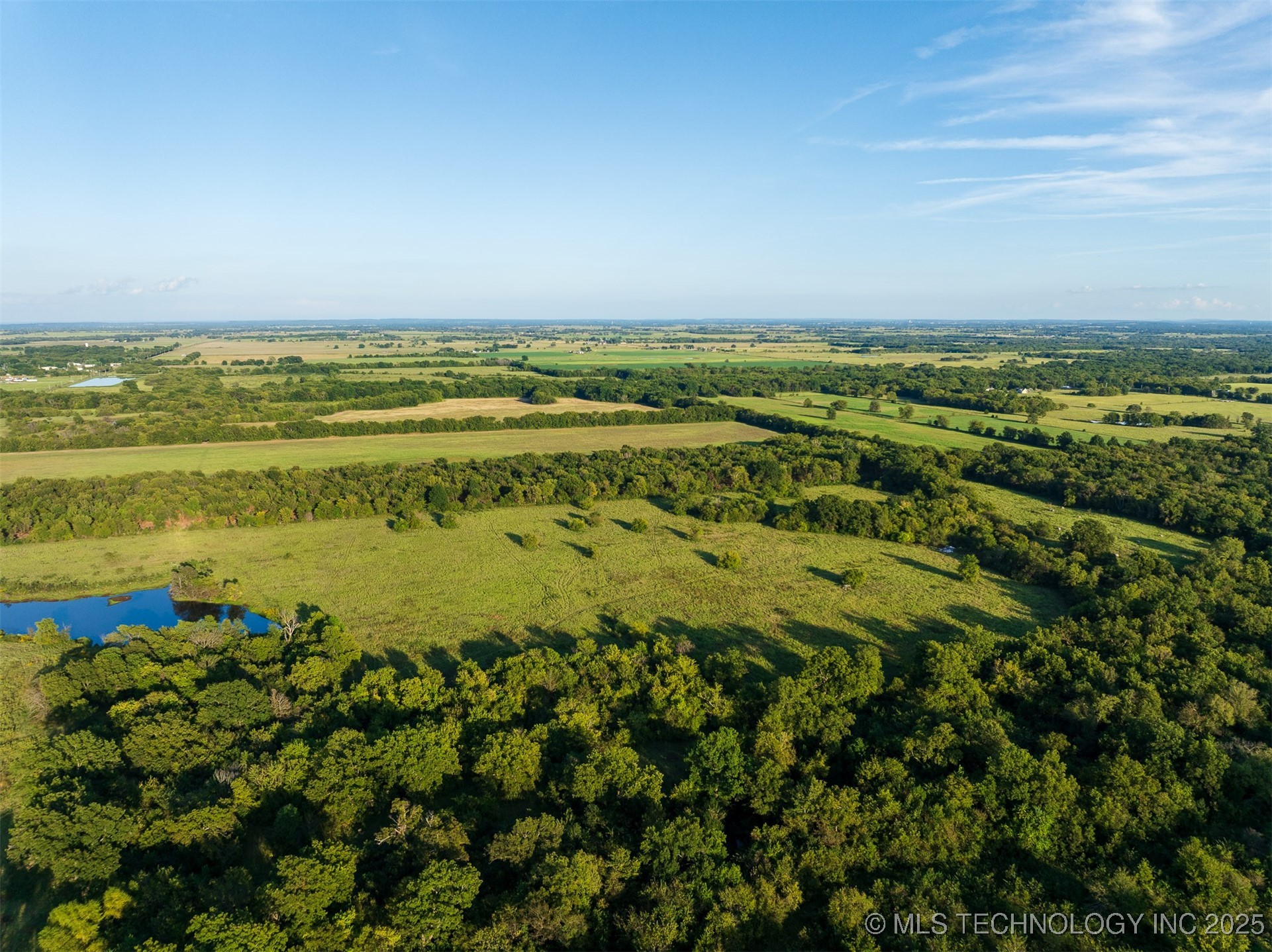 83 E 1010 Property Photo 54
