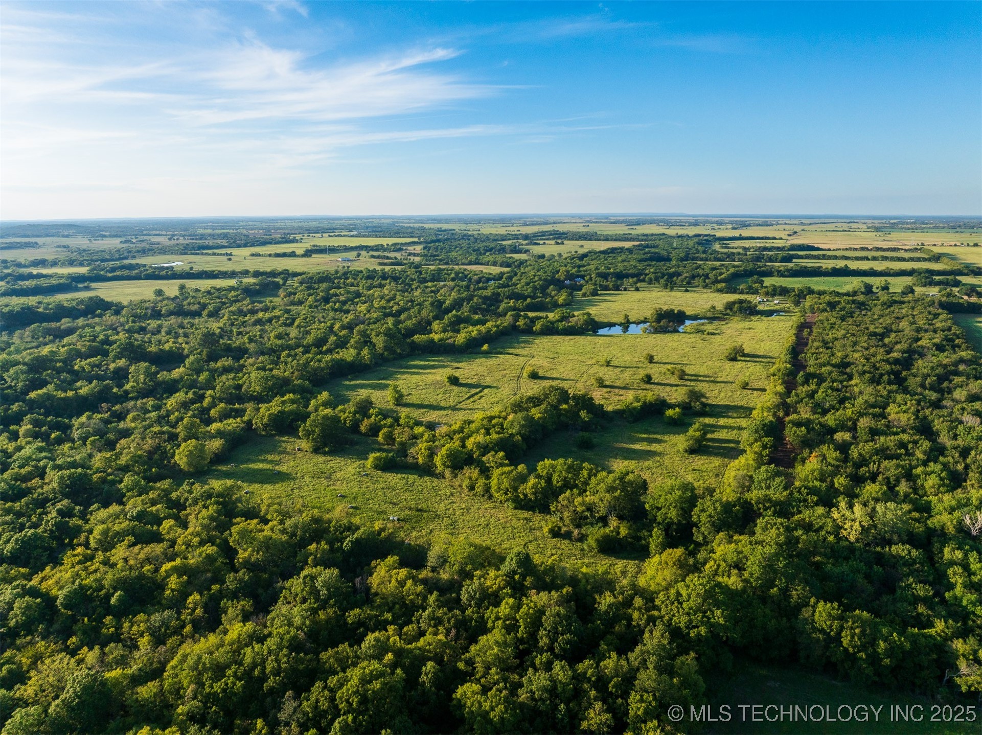 83 E 1010 Property Photo 61