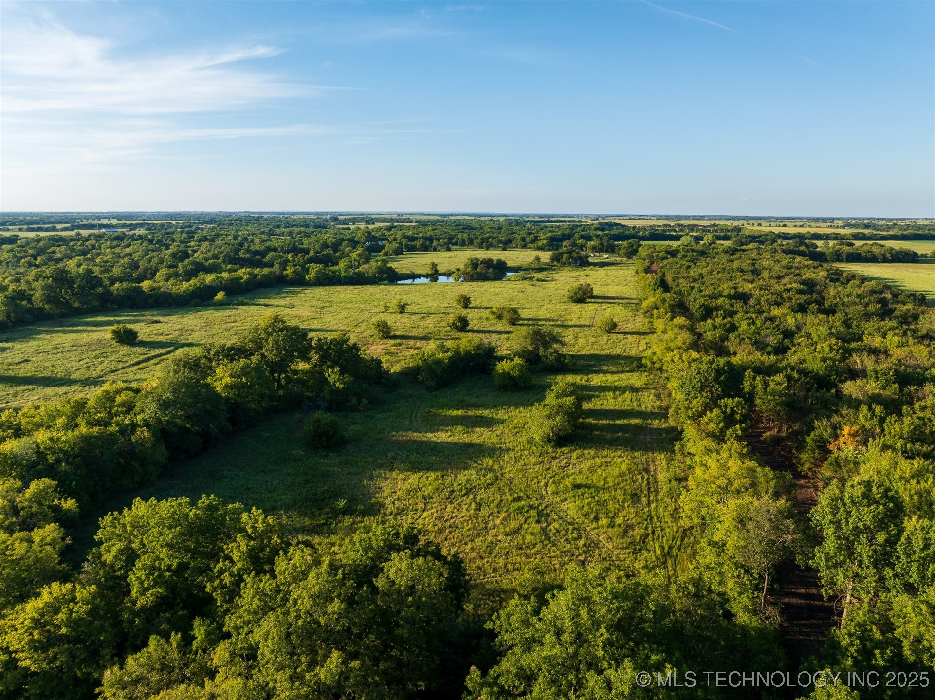 83 E 1010 Property Photo 63