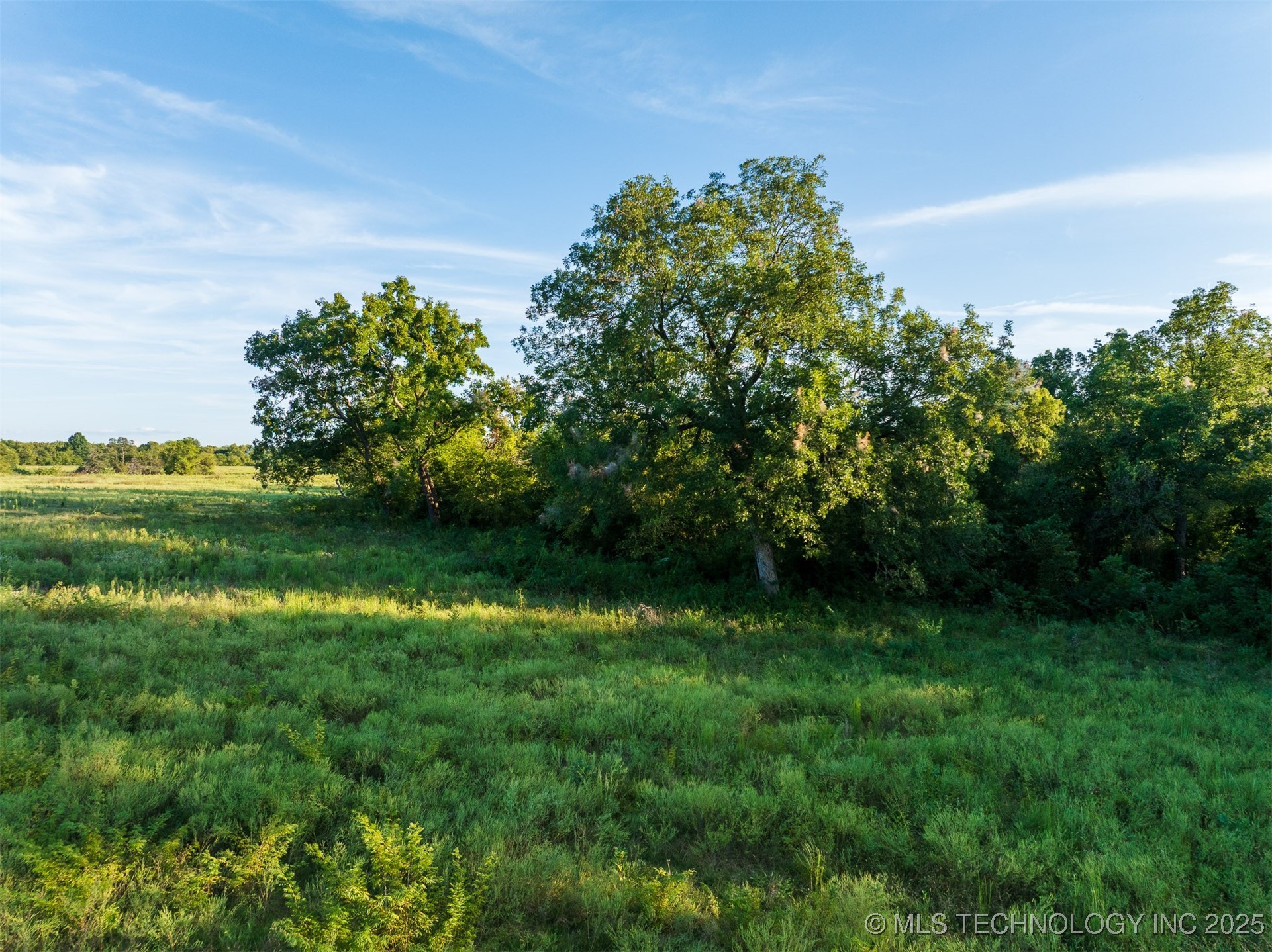 83 E 1010 Property Photo 70