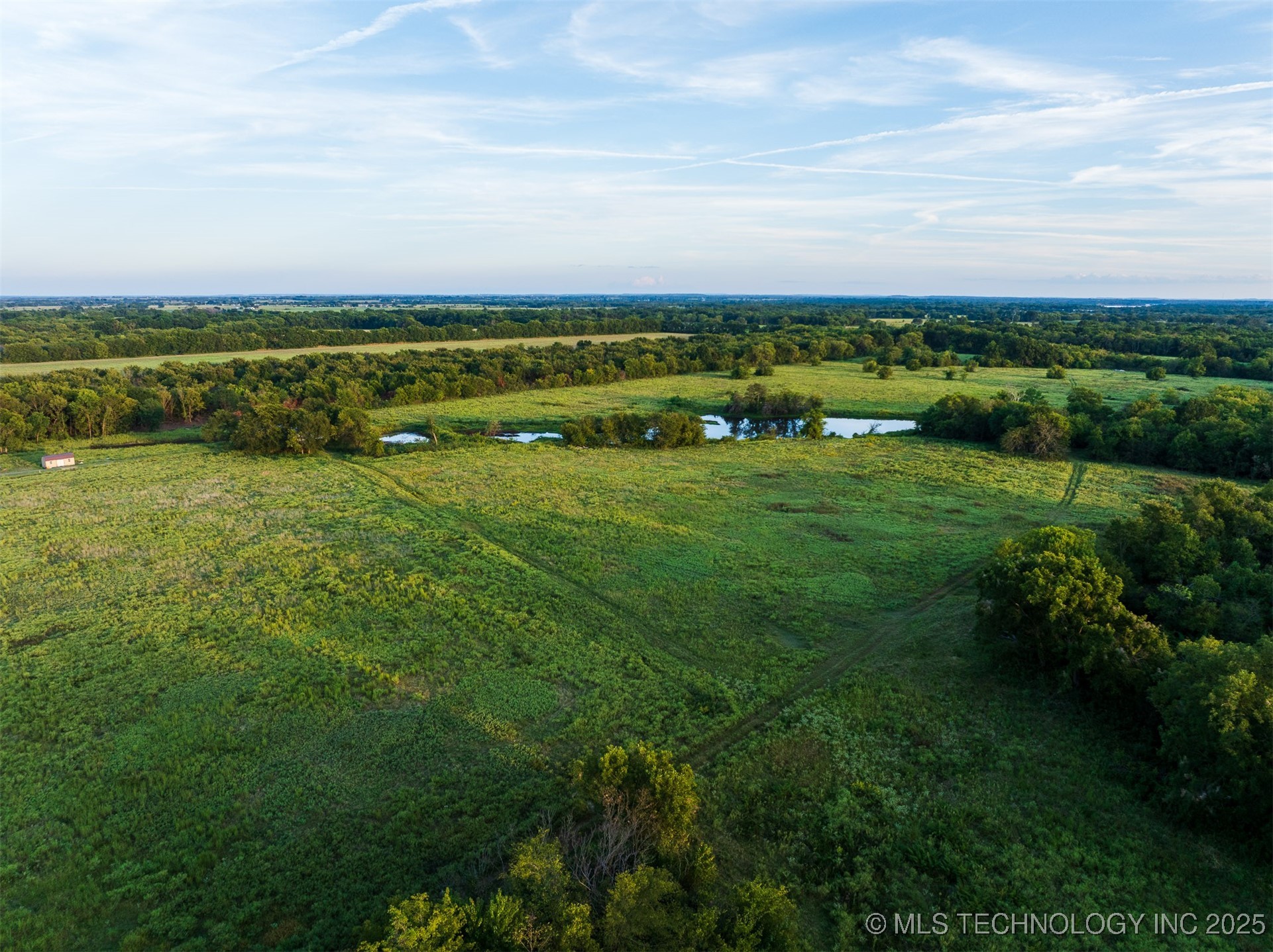 83 E 1010 Property Photo 71