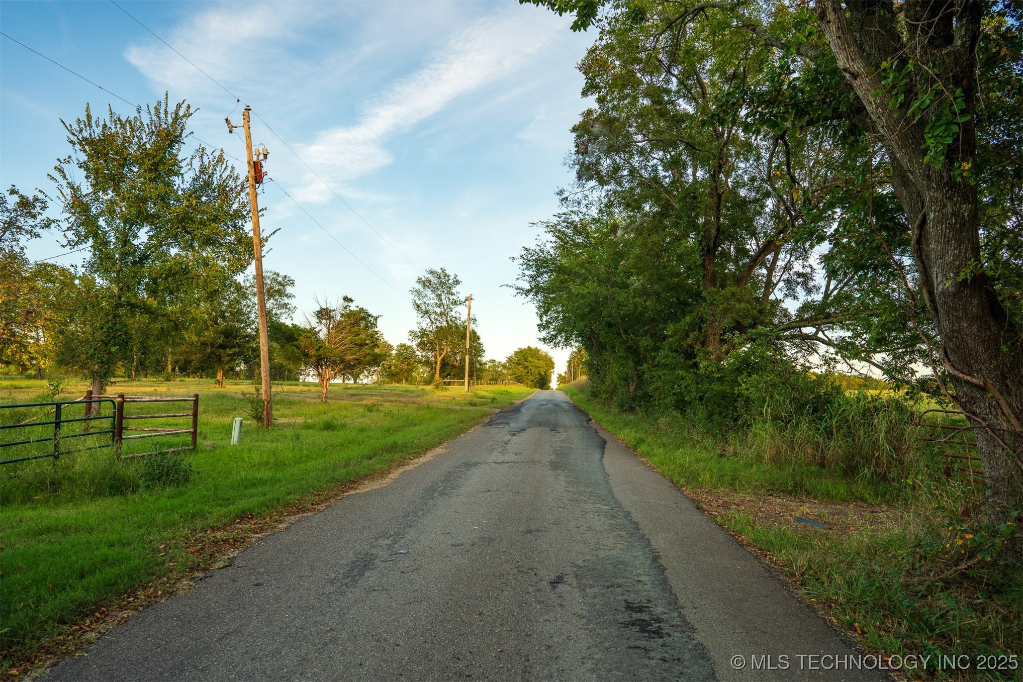 83 E 1010 Property Photo 83