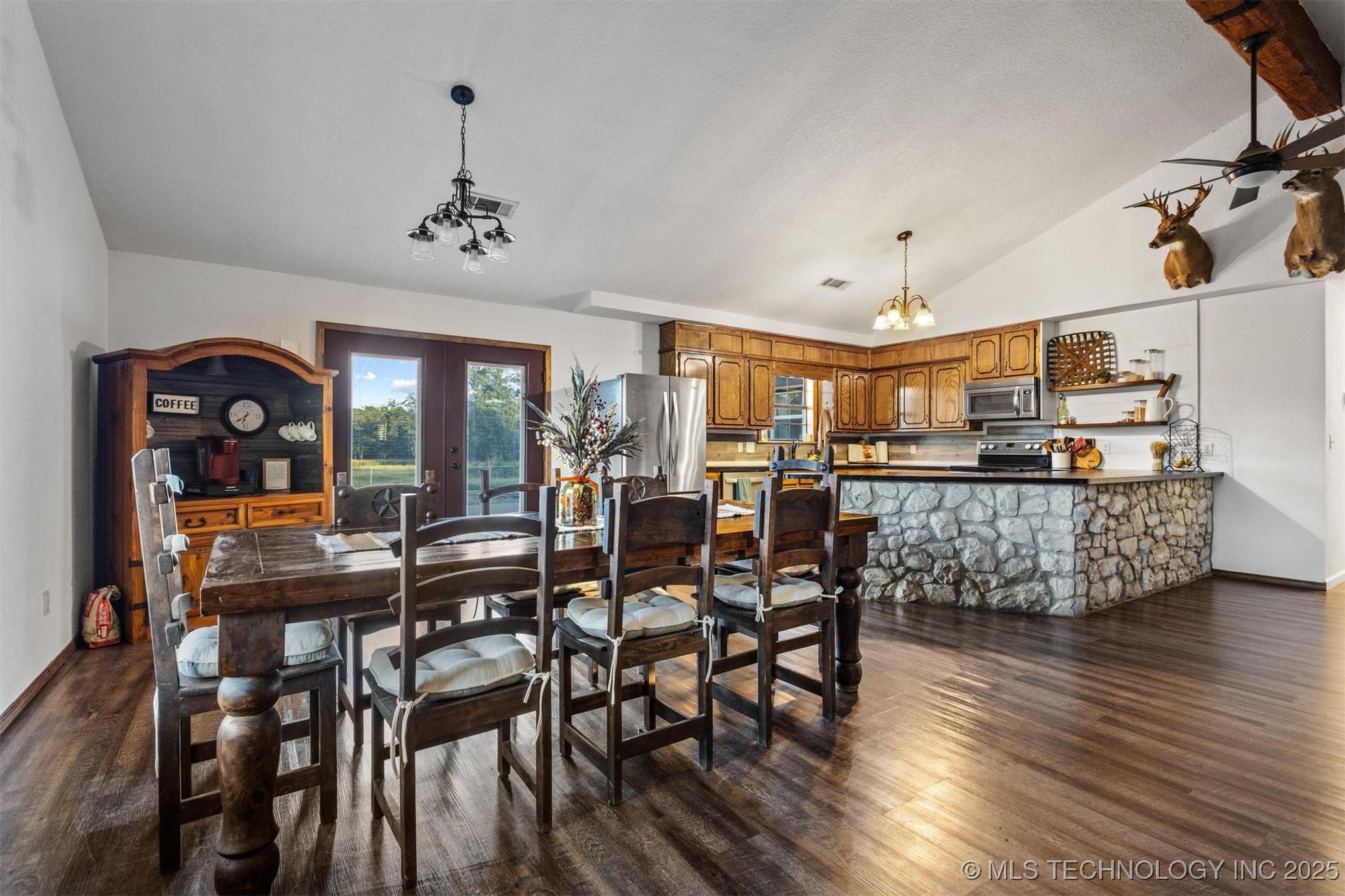 17428 Cumberland Road Property Photo 9