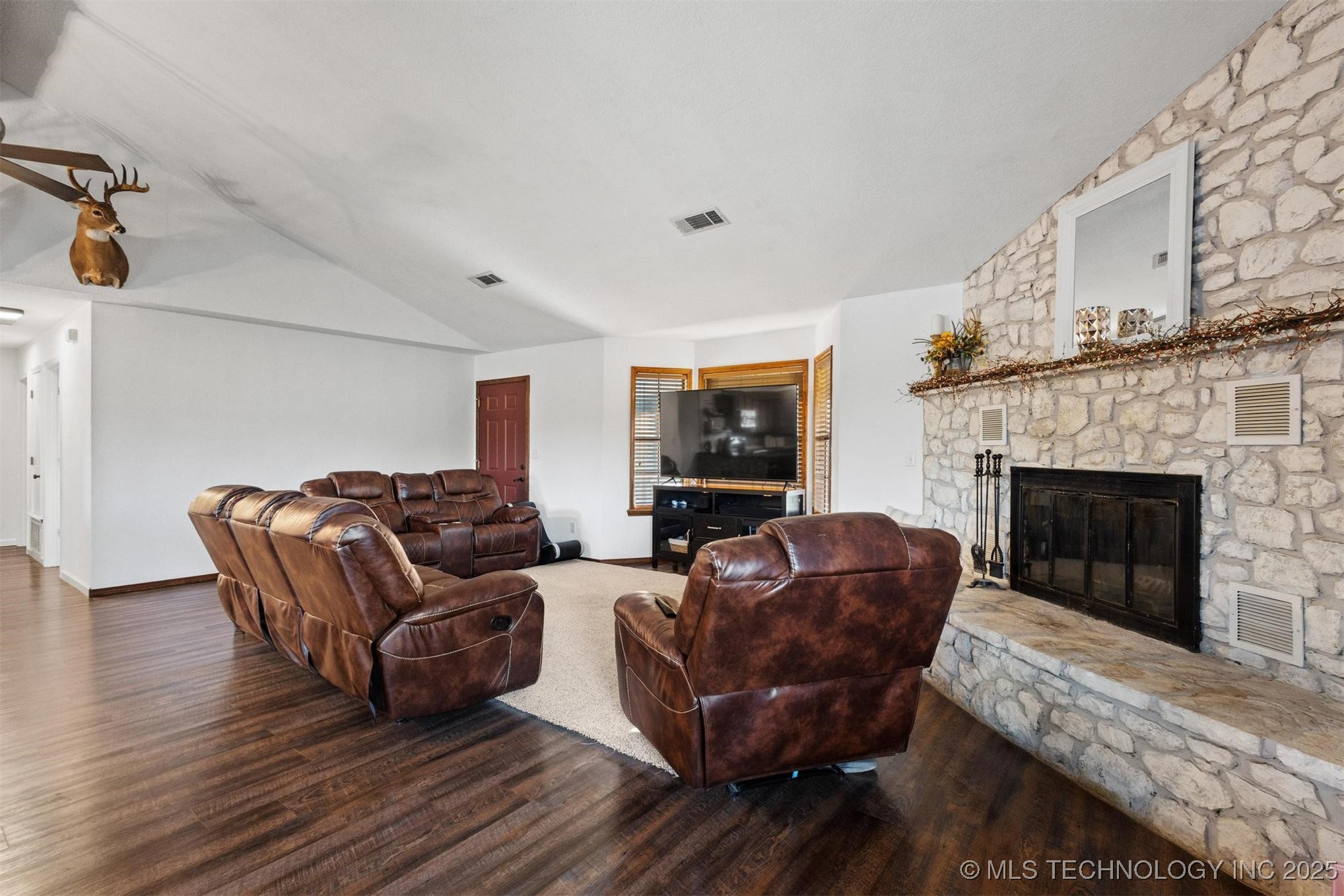 17428 Cumberland Road Property Photo 13