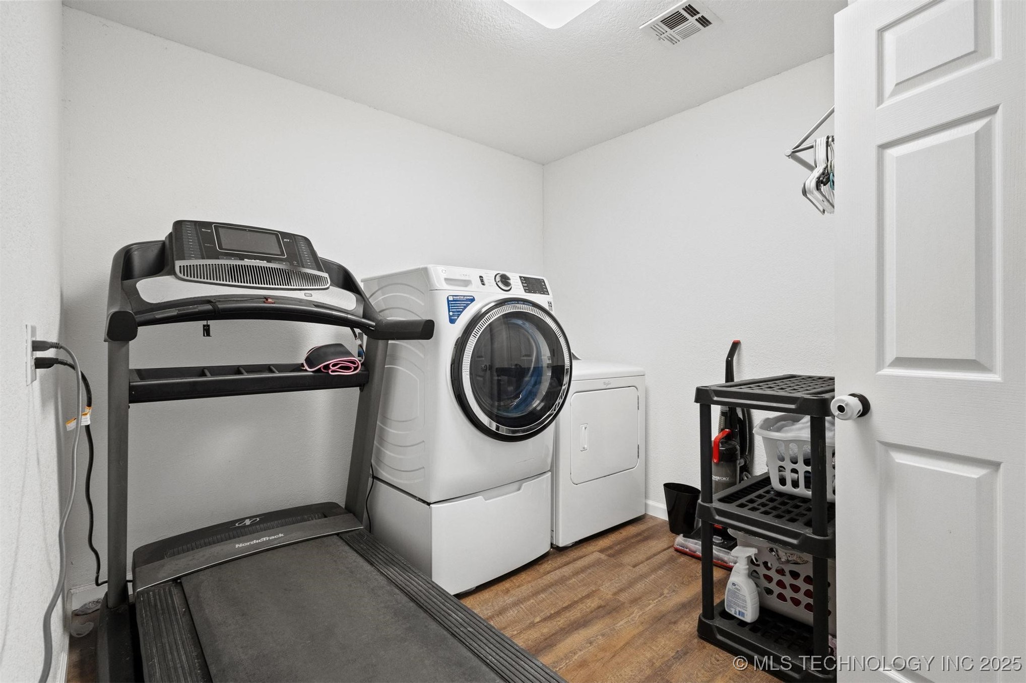 17428 Cumberland Road Property Photo 23