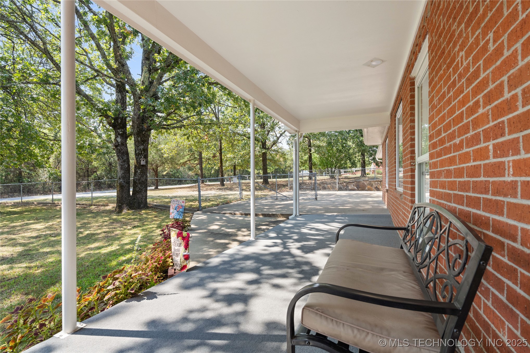 449609 E 953 Road Property Photo 2