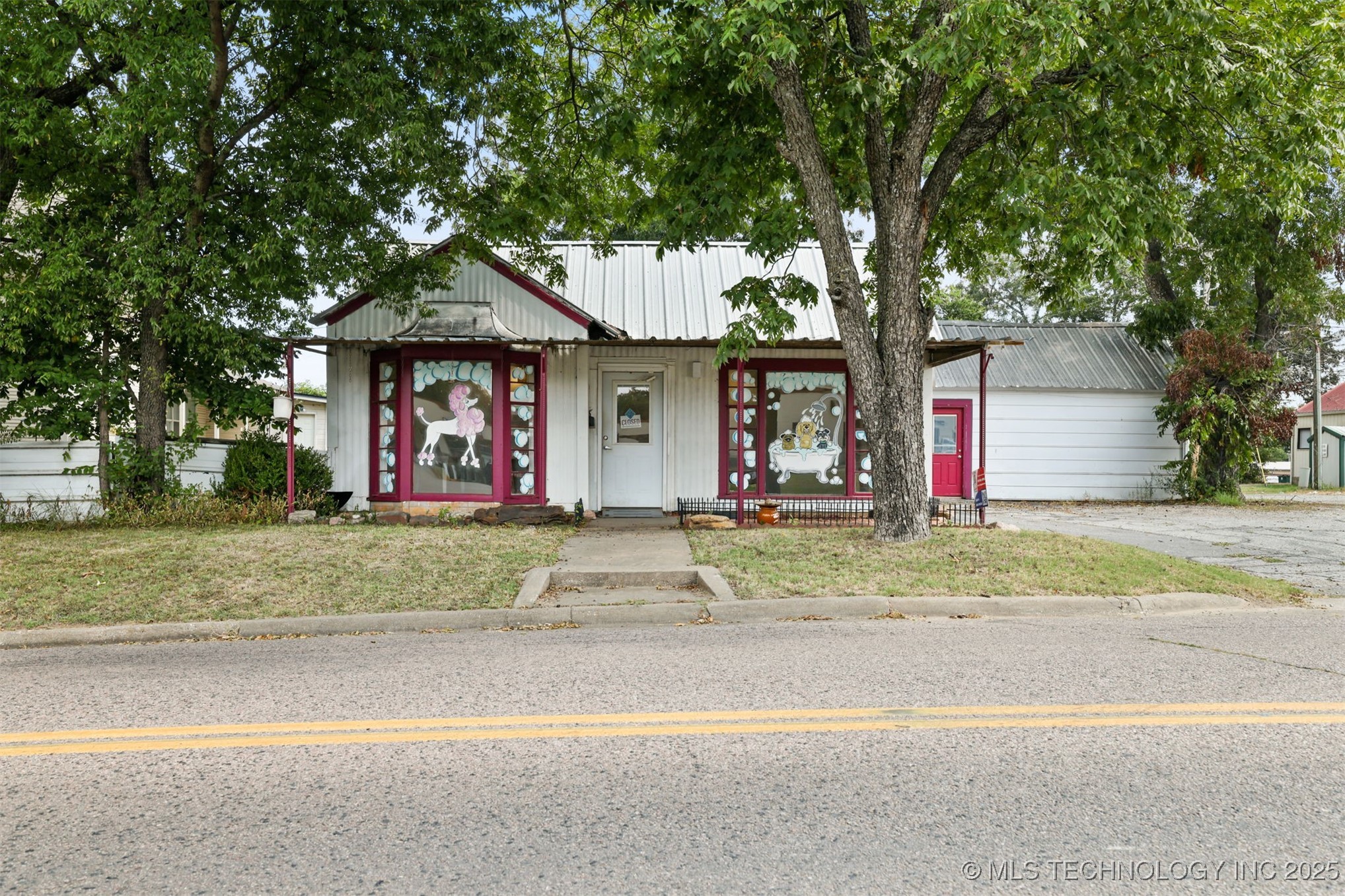 116 N 9th Property Photo 2