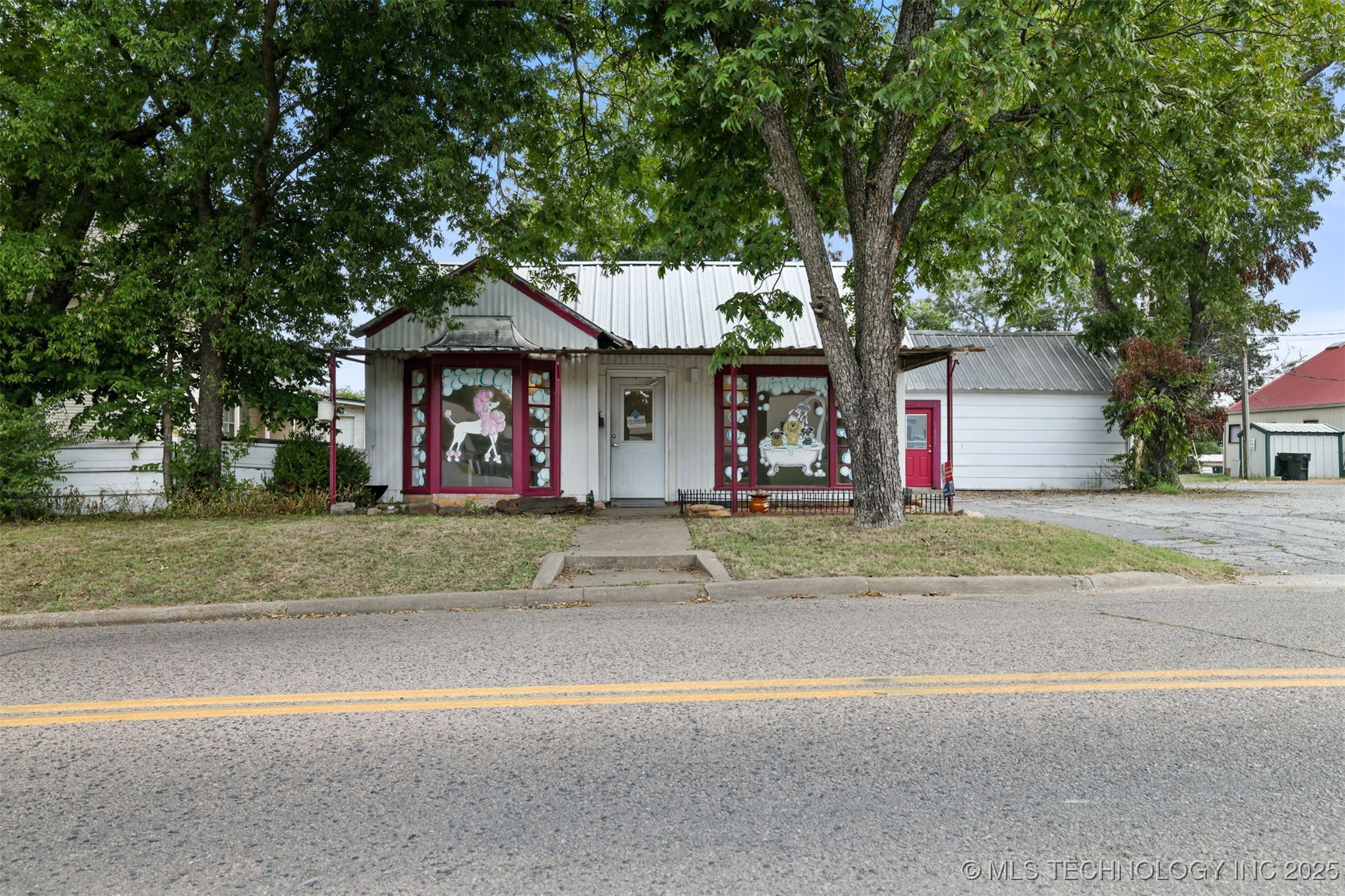 116 N 9th Property Photo 3