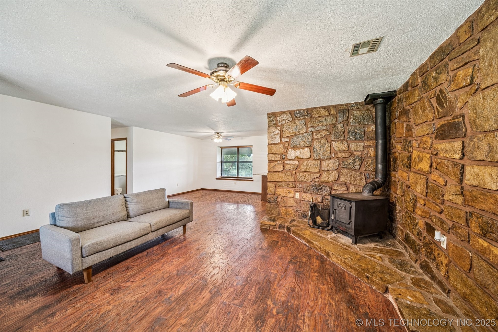 6312 N 428 Road Property Photo 7