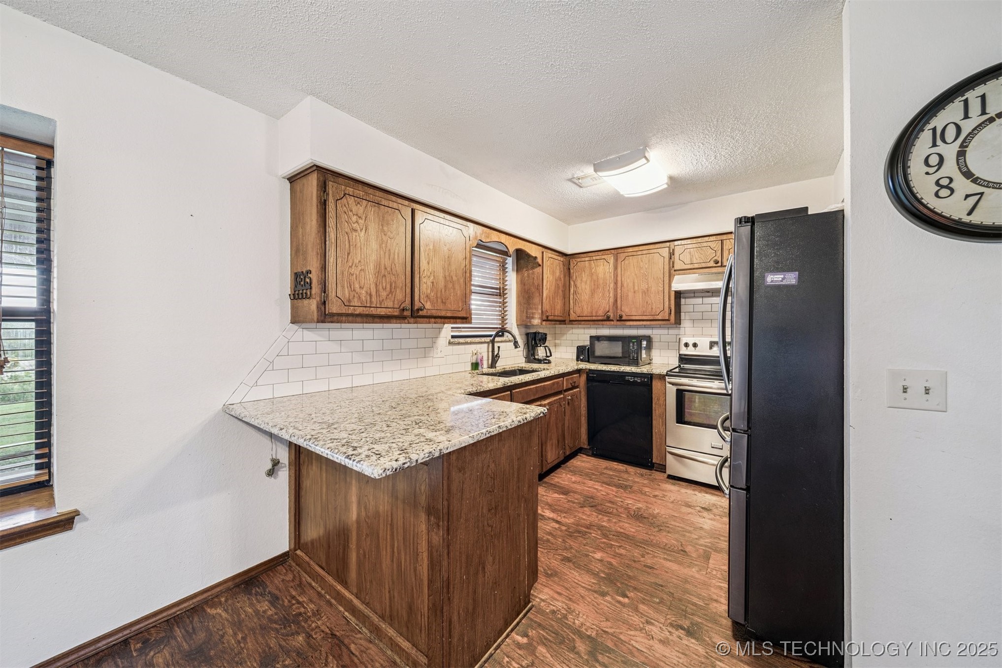 6312 N 428 Road Property Photo 9