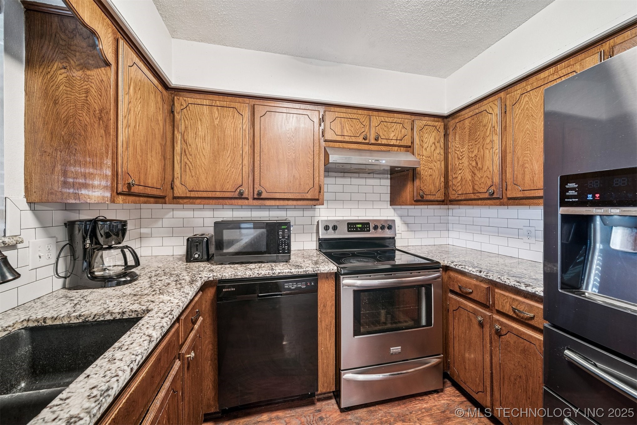 6312 N 428 Road Property Photo 11