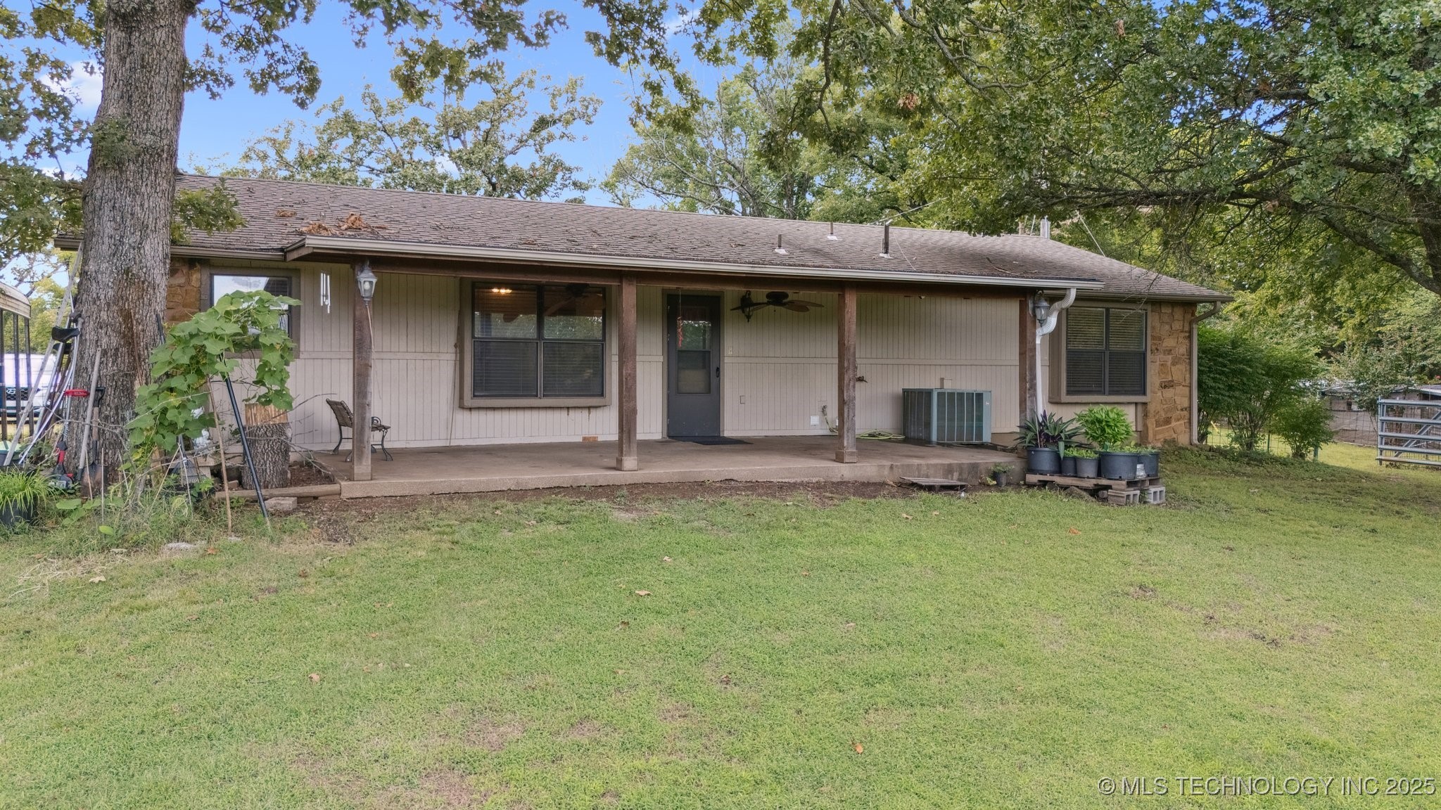 6312 N 428 Road Property Photo 23