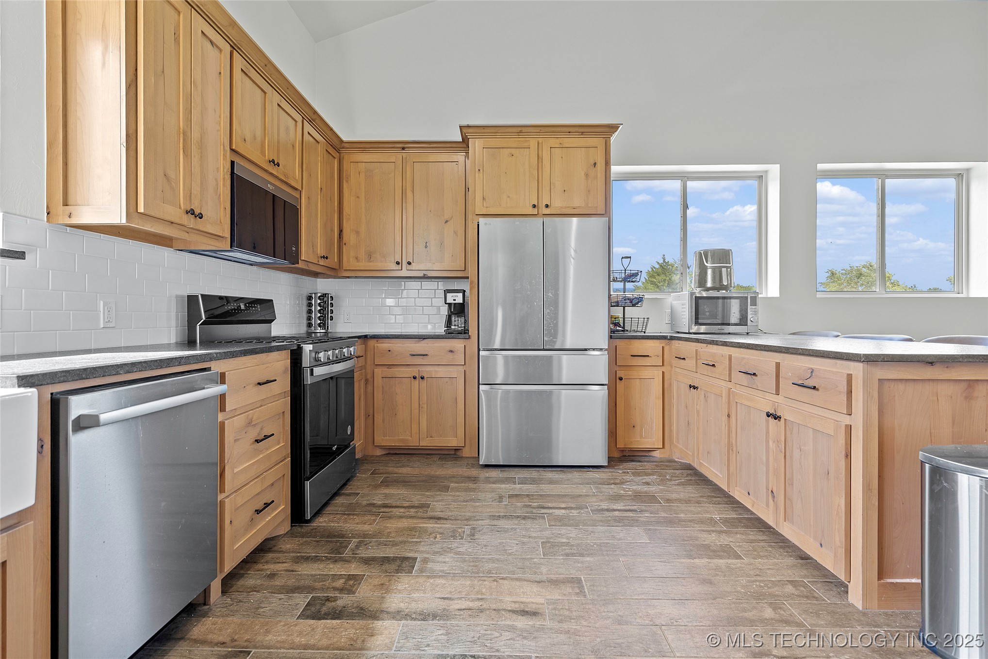 14750 Box Road Property Photo 11