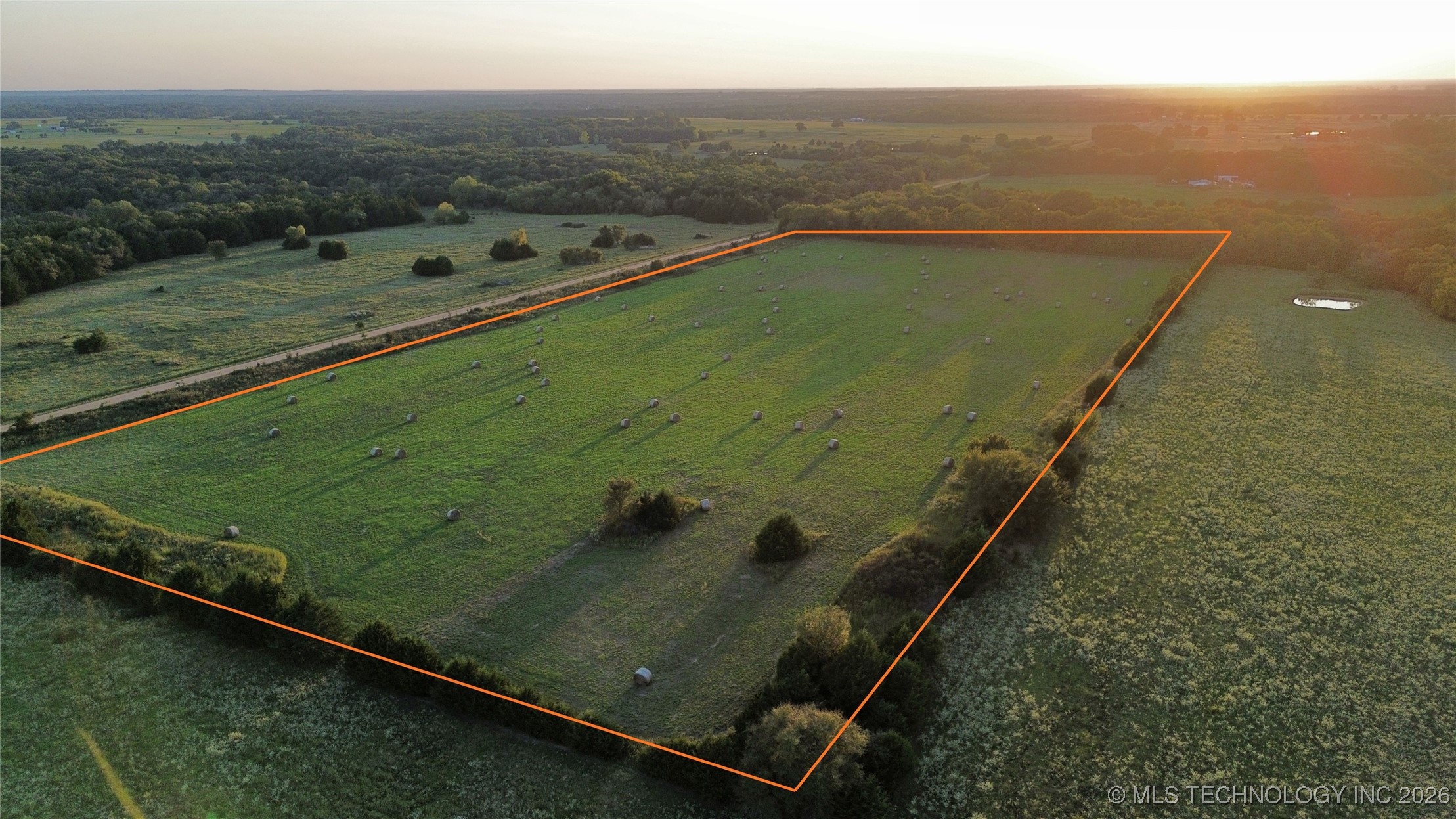 10830 E Slab Road Property Photo 4