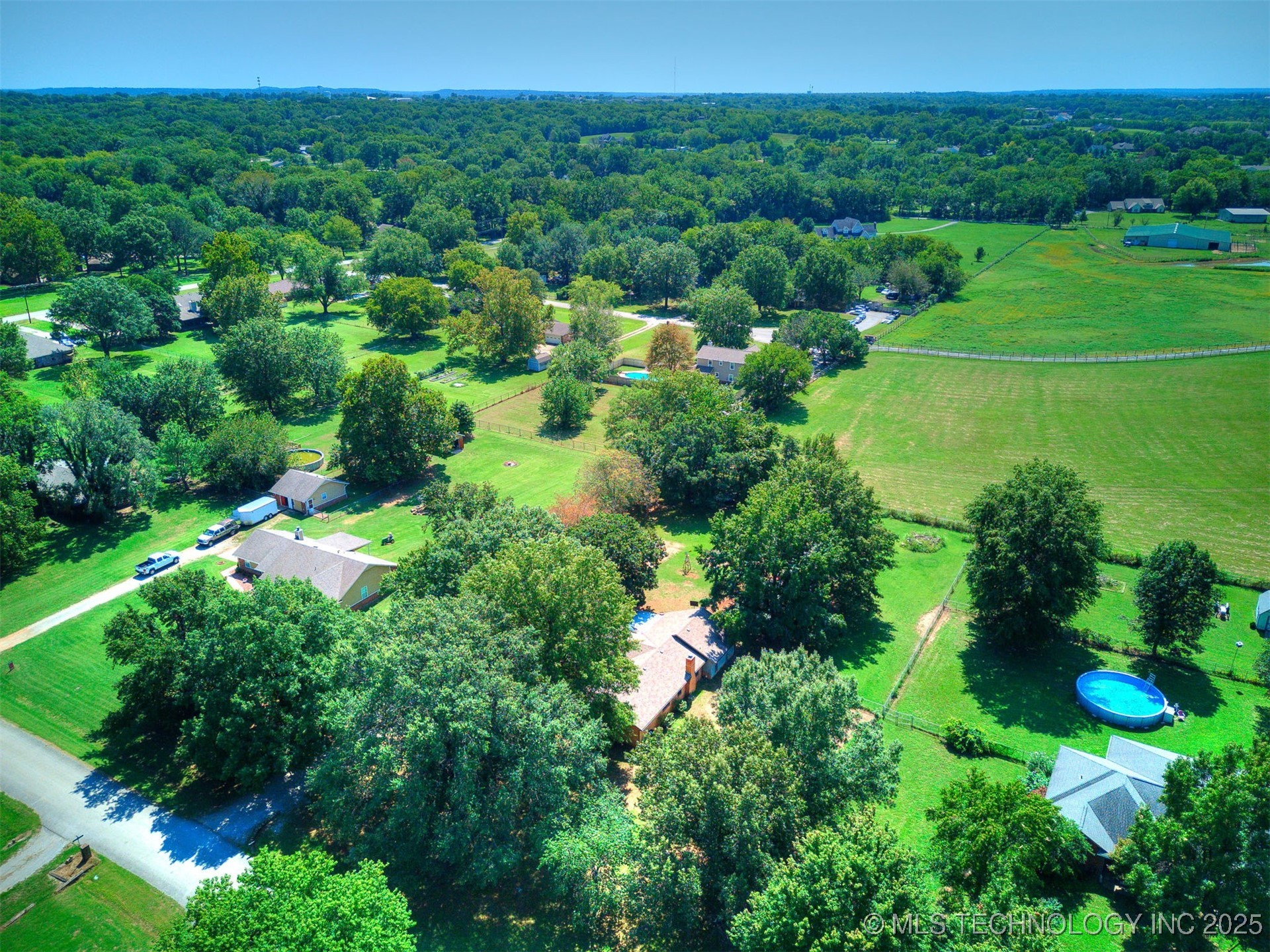 9904 E Northlea Property Photo 22