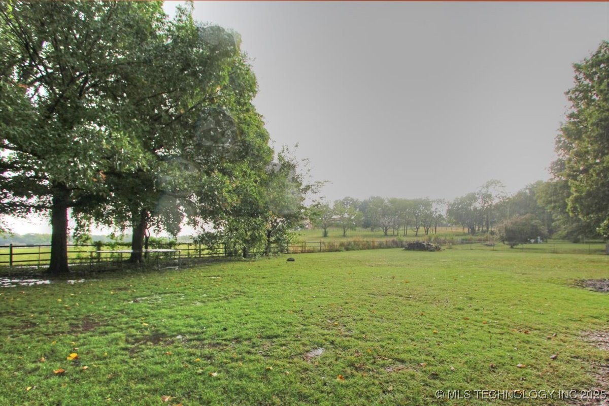 9904 E Northlea Property Photo 24