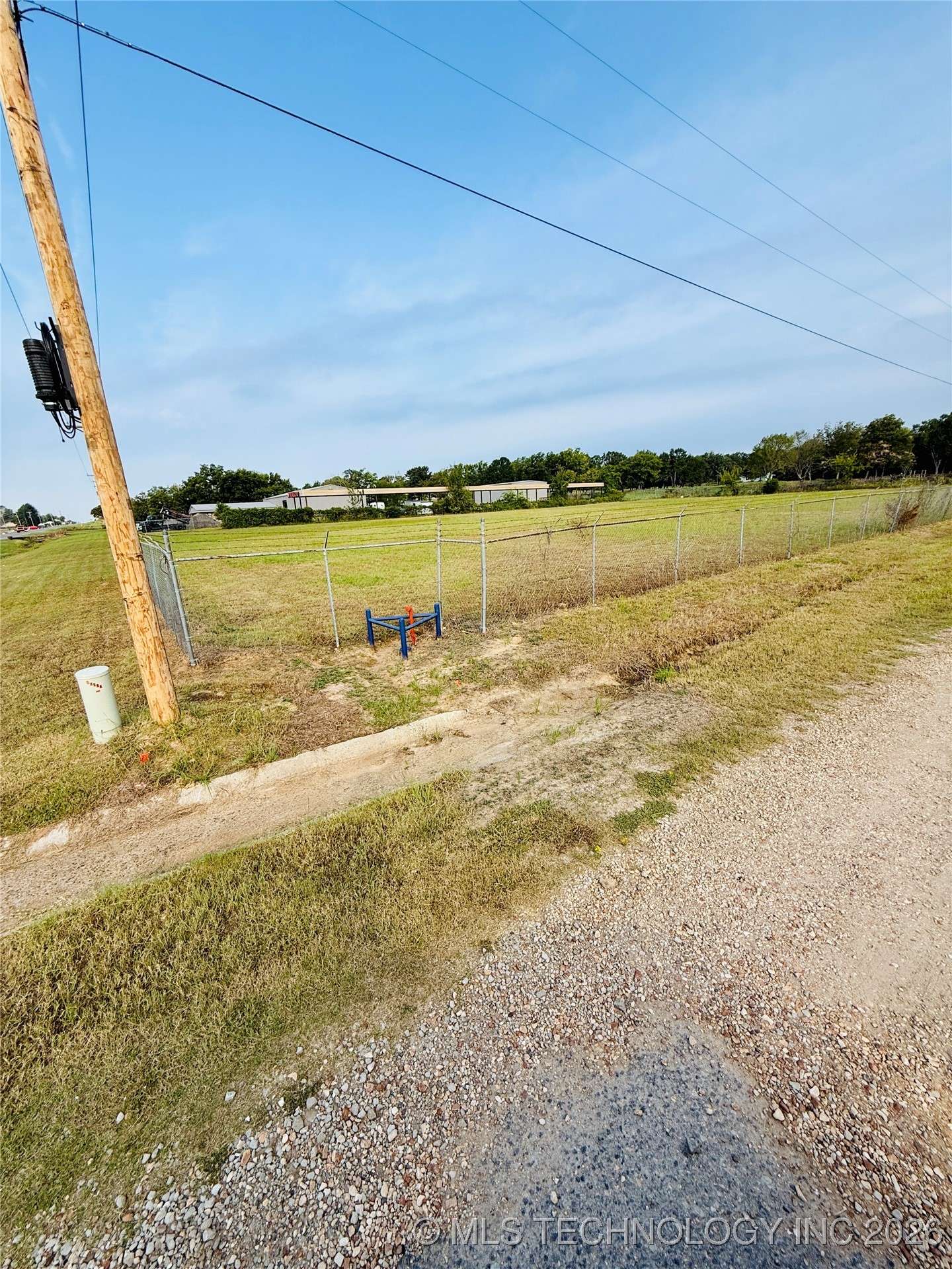 420333 Texanna Road Property Photo 6